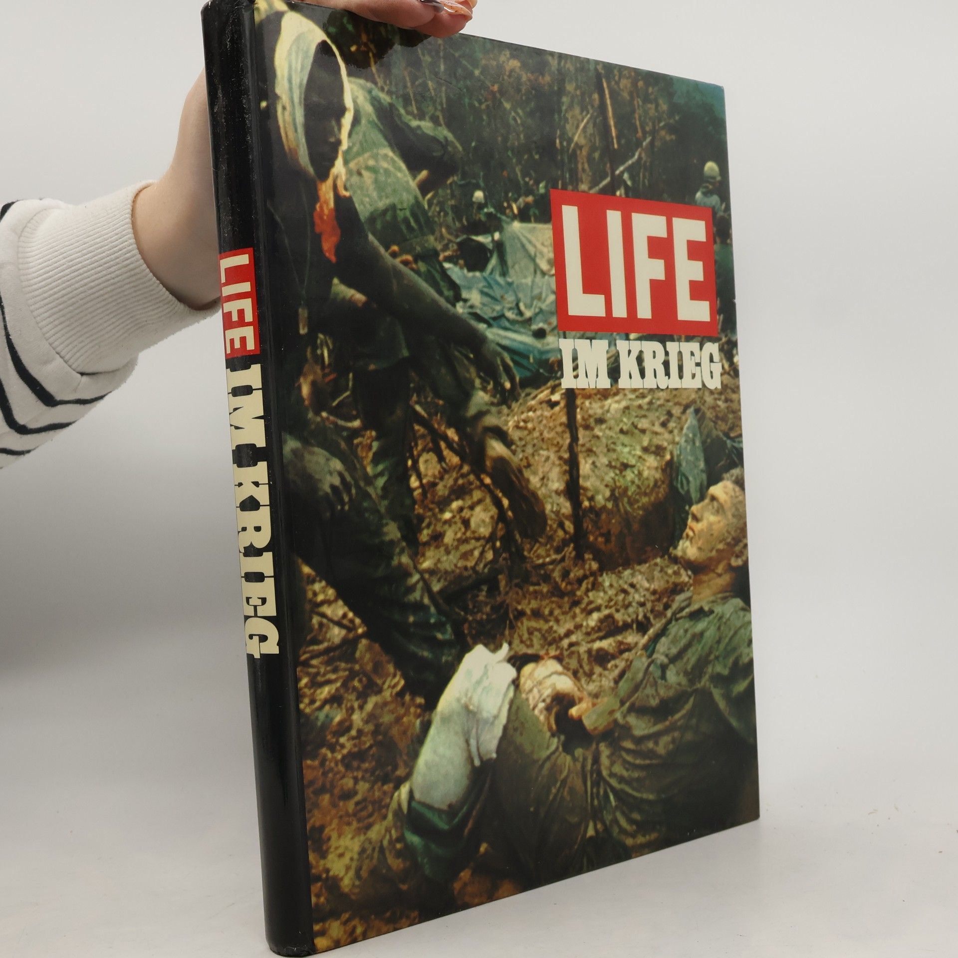 Various authors Life im Krieg