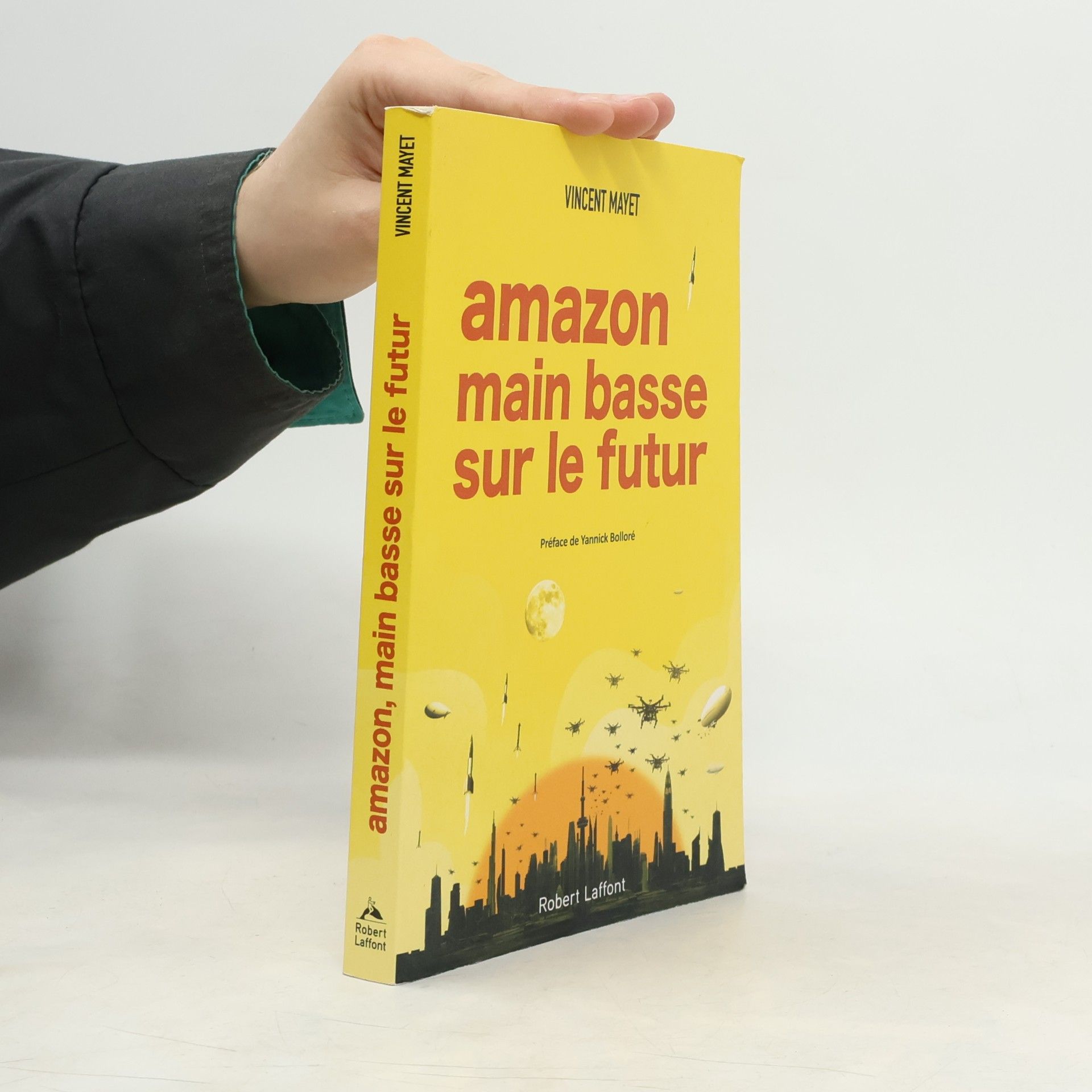 Amazon, main basse sur le futur