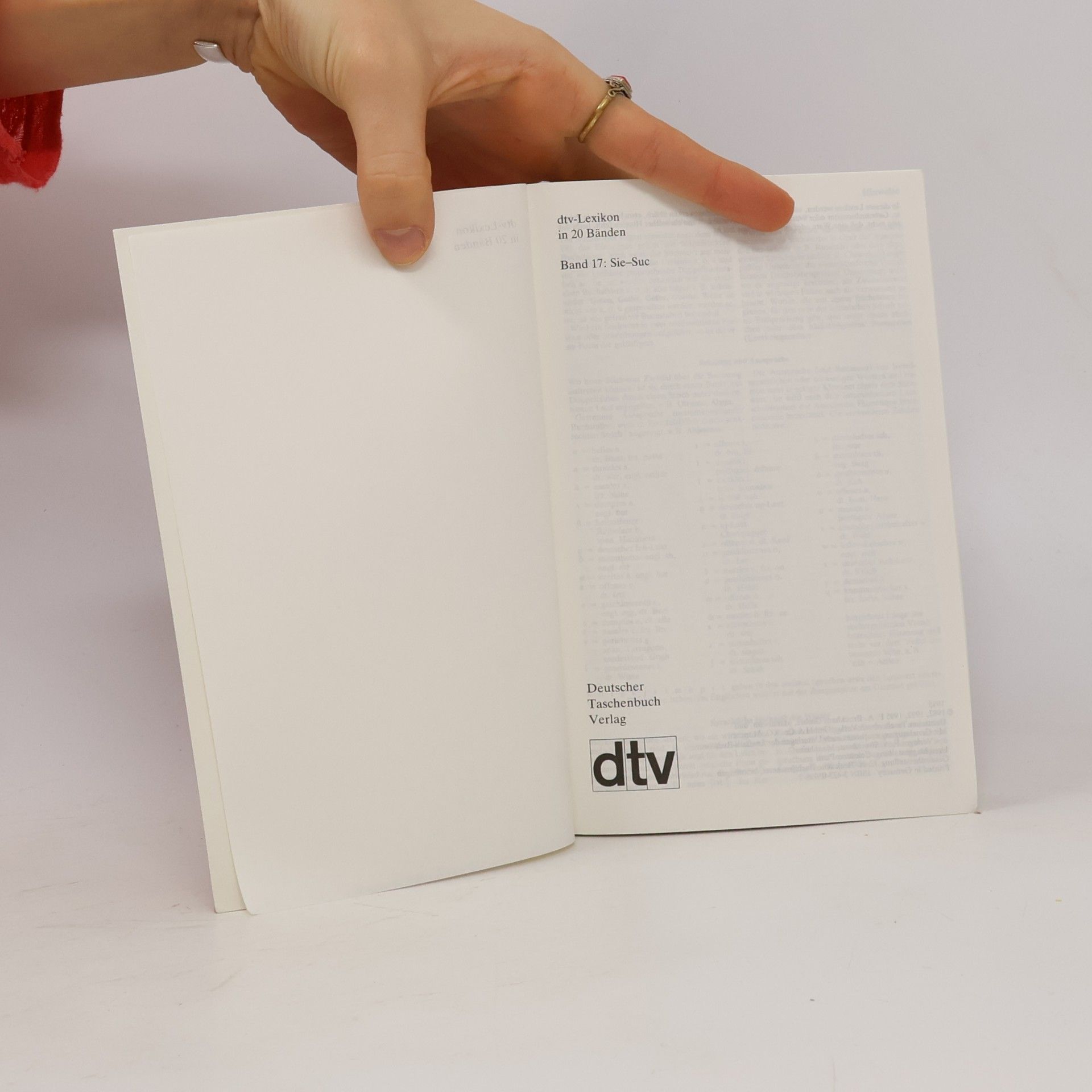 Collectif d'auteurs dtv Lexikon 17. Sie-Suc
