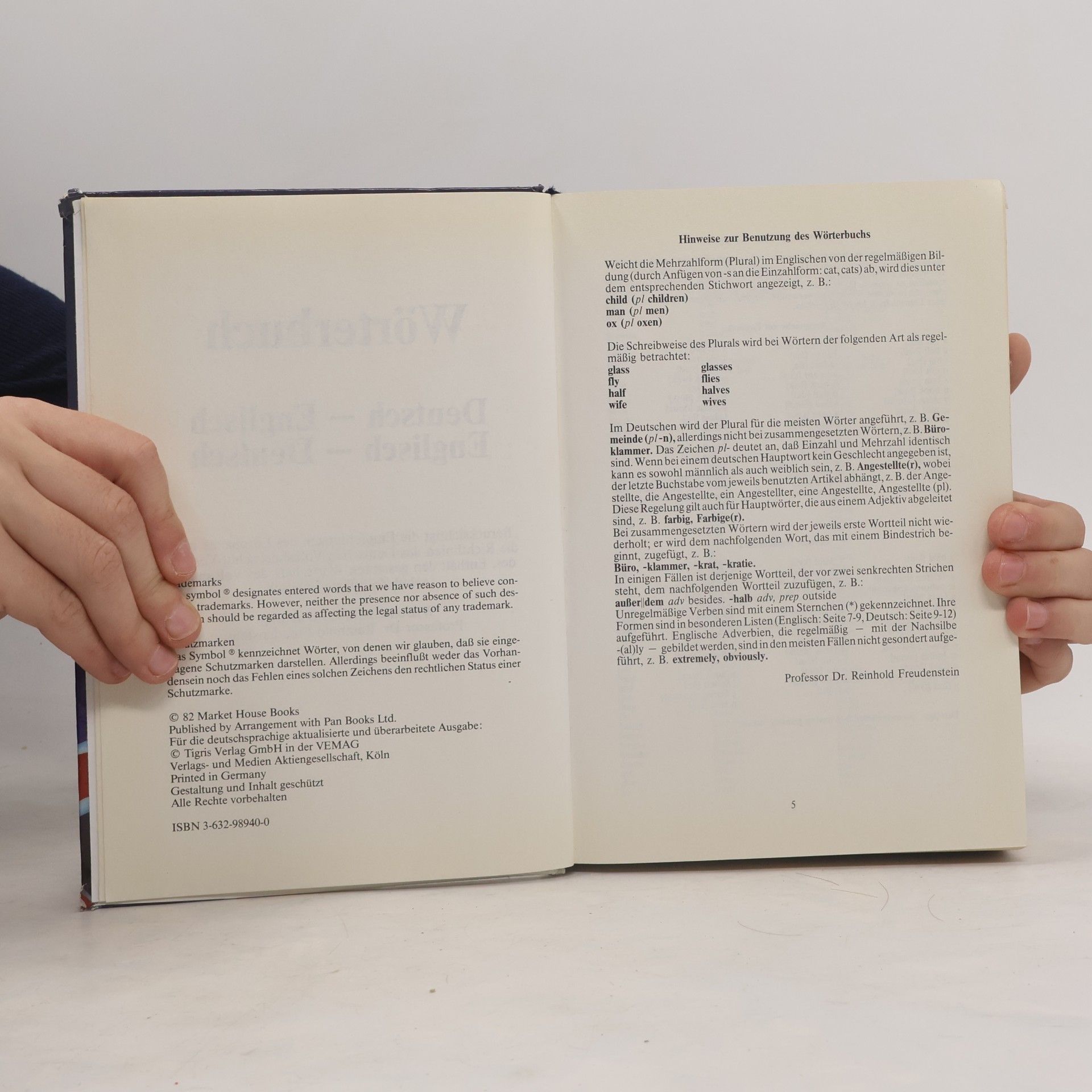 Collectif d'auteurs Wörterbuch