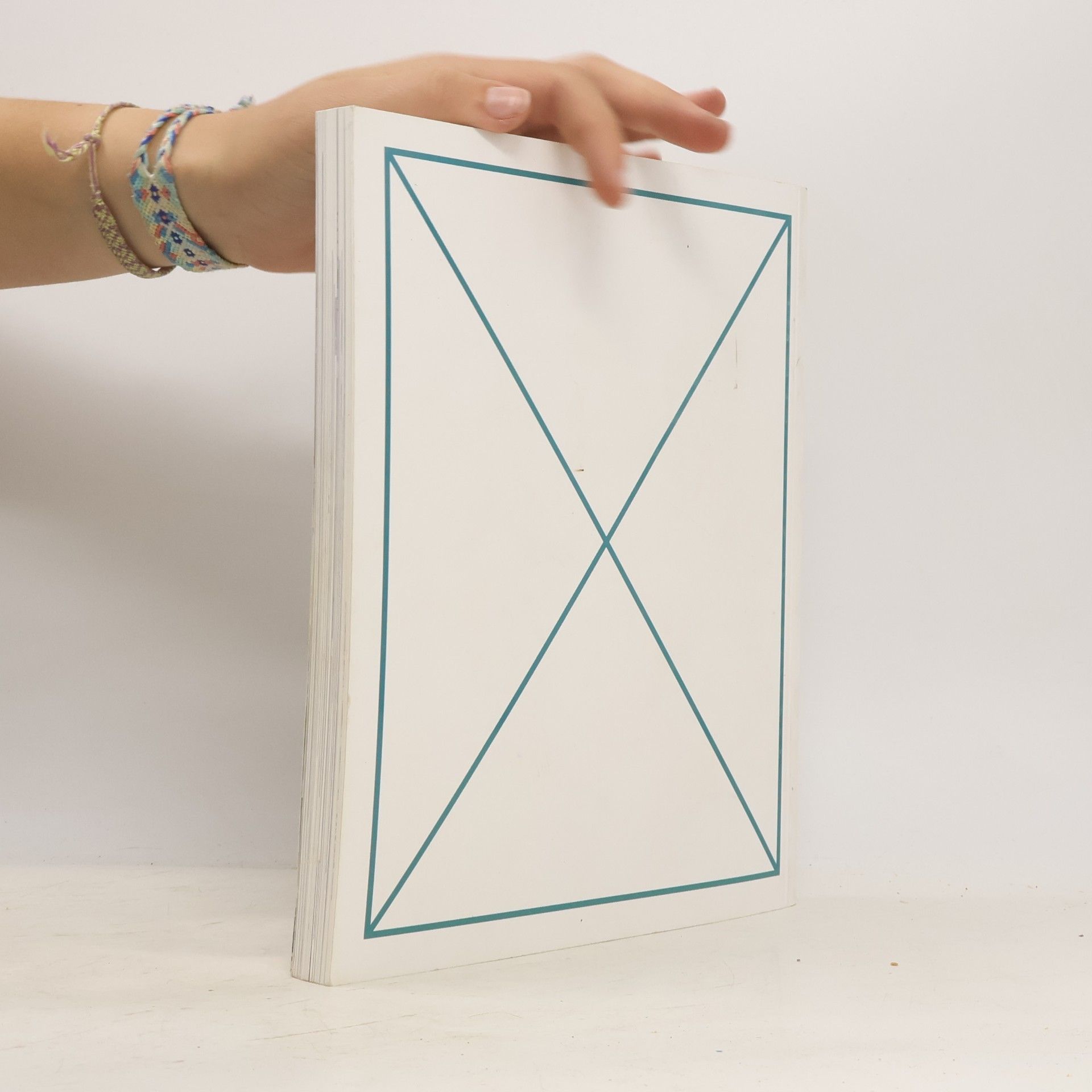 Kolektiv autorů Ateliér obalový a knižní design, The Studio of Packaging and Book Design
