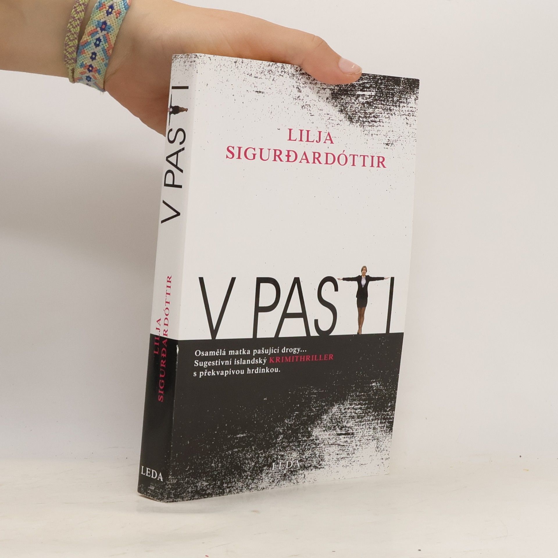 V pasti