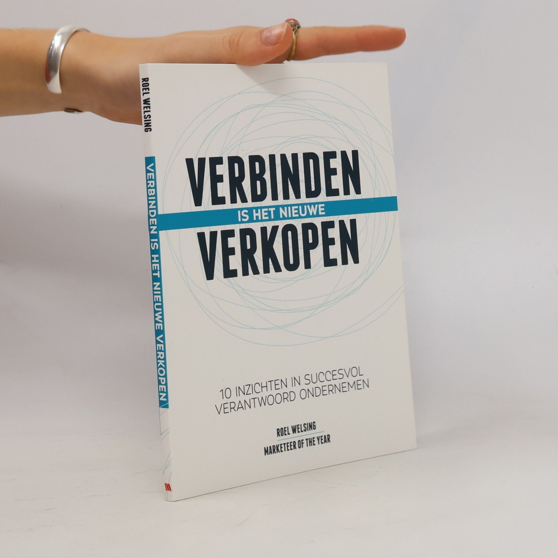 Retaildenkers: Verbinden is het nieuwe verkopen: 10 inzichten in succesvol verantwoord ondernemen