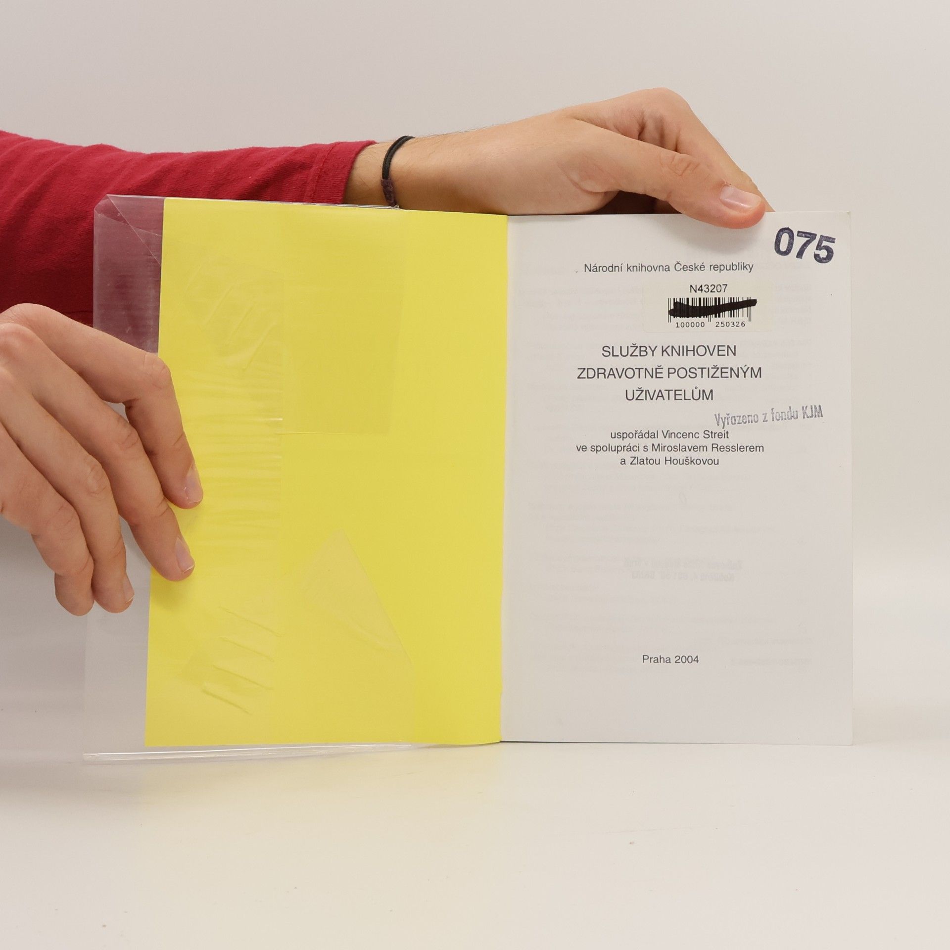 Various authors Služby knihoven zdravotně postiženým uživatelům