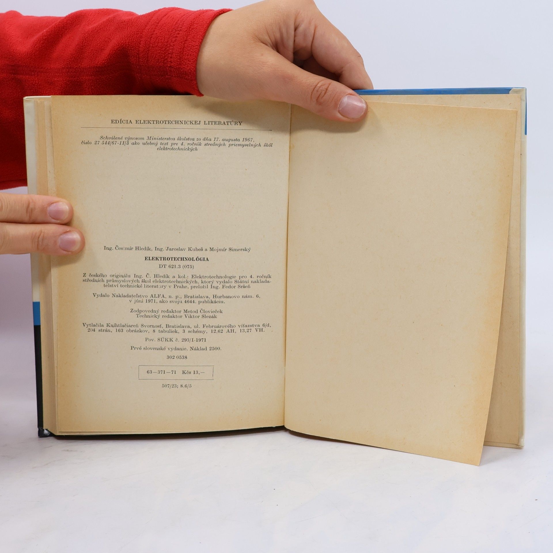Various authors Elektrotechnológia