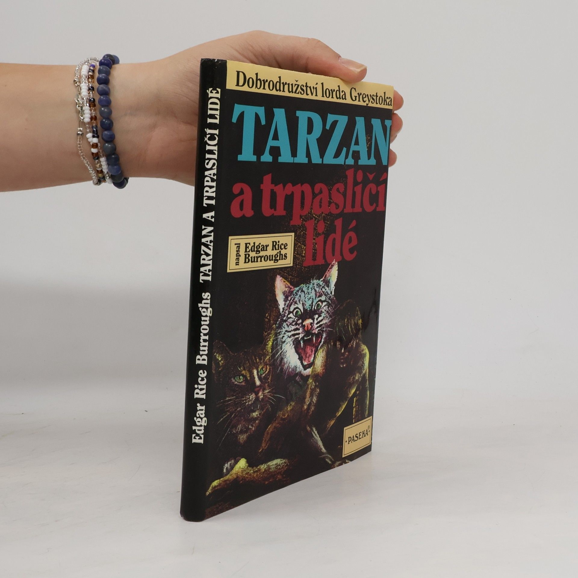 Edgar Rice Burrroughs Tarzan a trpasličí lidé