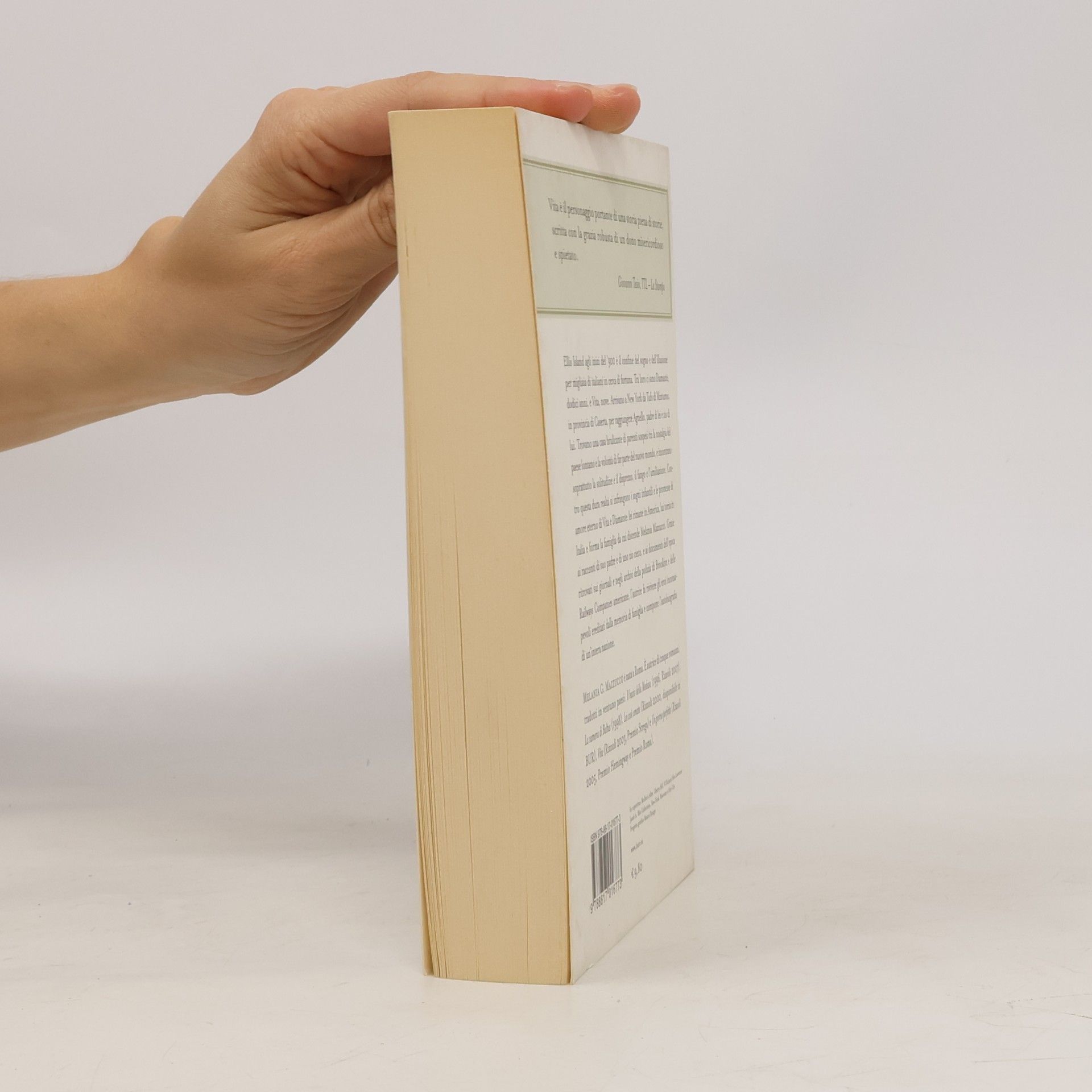 Melania Mazzucco Scrittori Contemporanei: Vita