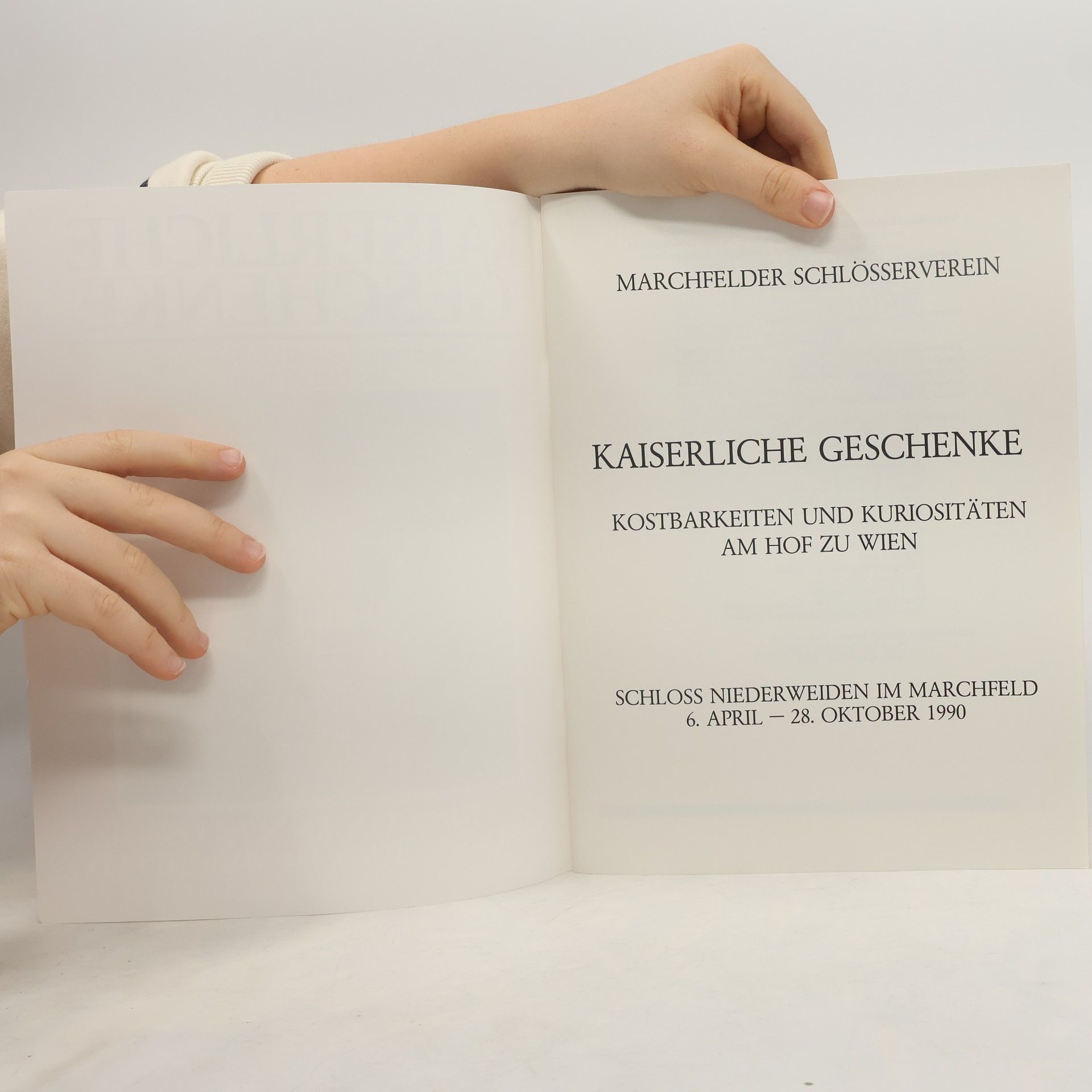 Eva B. Ottillinger Kaiserliche Geschenke. Kostbarkeiten und Kuriositäen am Hof zu Wein
