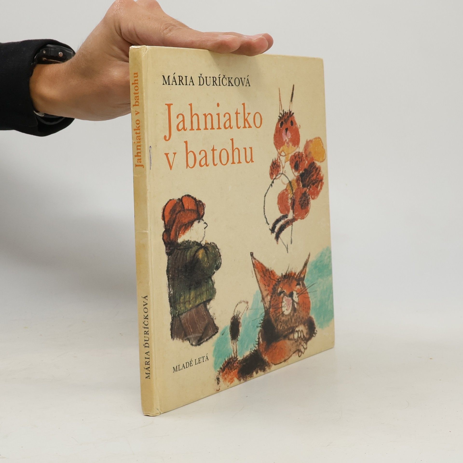 Jahniatko v batohu