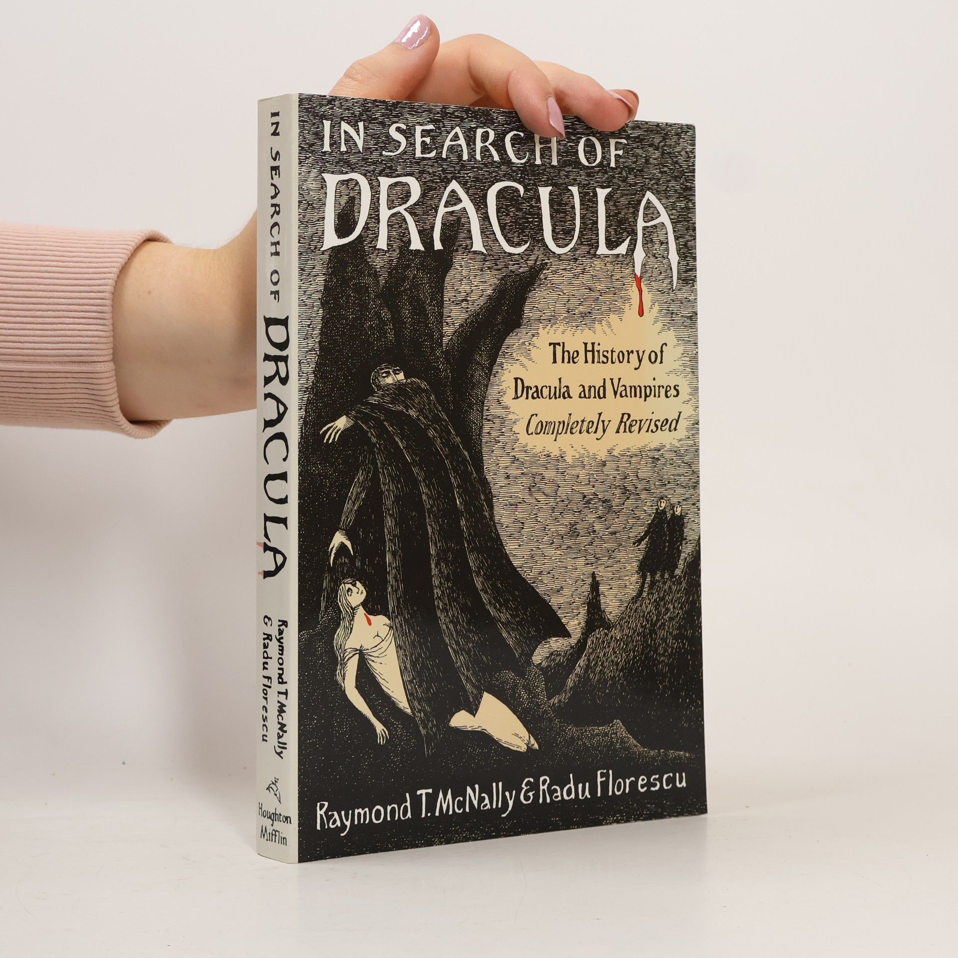 Raymond T. McNally In Search of Dracula