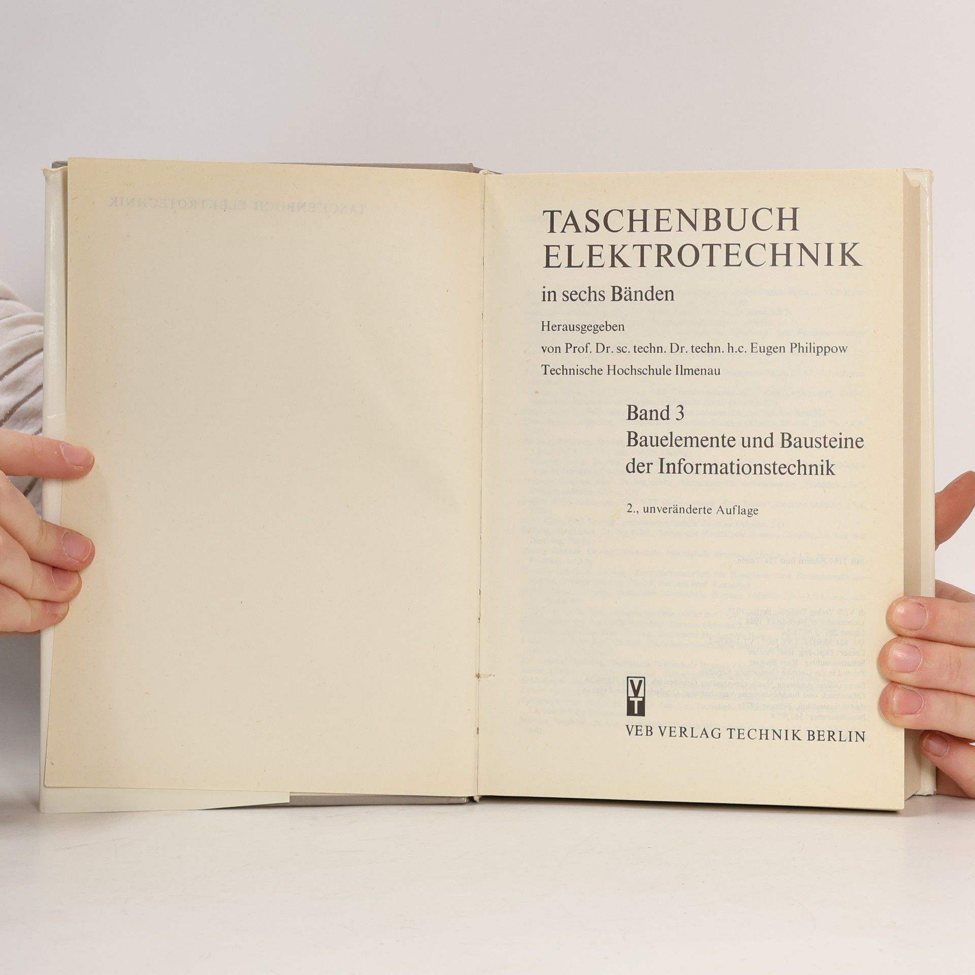 Eugen Philippow Taschenbuch Elektrotechnik 3. Bauelemente und Bausteine der Informationstechnik