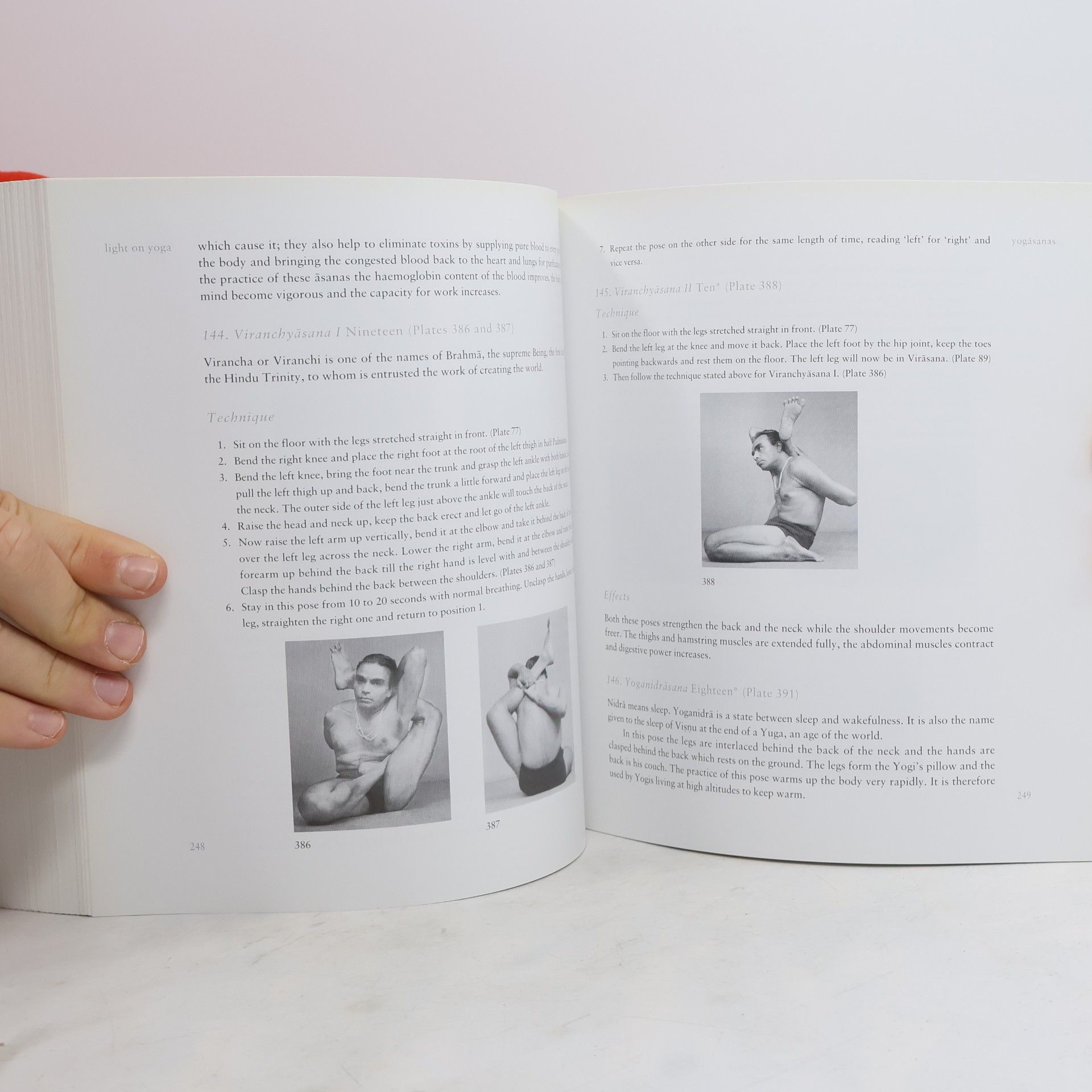 B. K. S. Iyengar Light on yoga