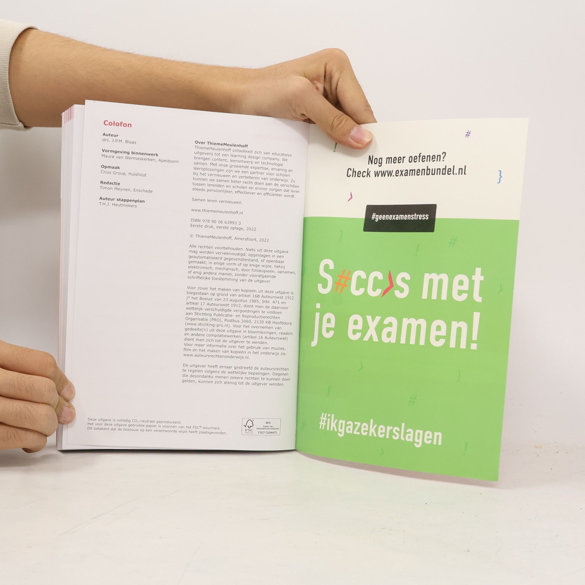 J.P.M. Blaas Examenbundel: Vwo economie 2022/2023