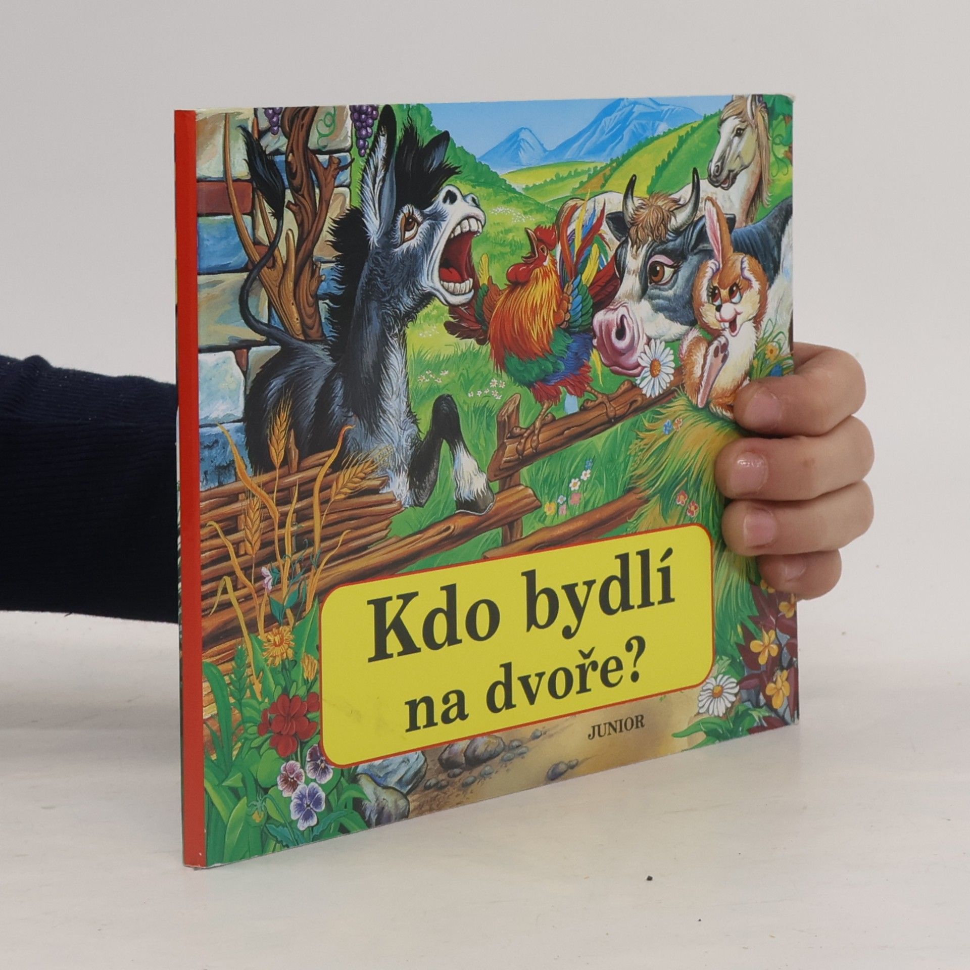 Kdo bydlí na dvoře?