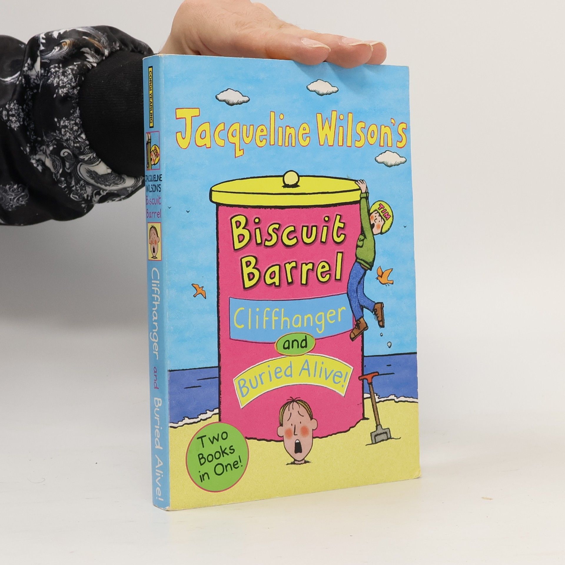 Jacqueline Wilson's biscuit barrel : Cliffhanger and Buried alive