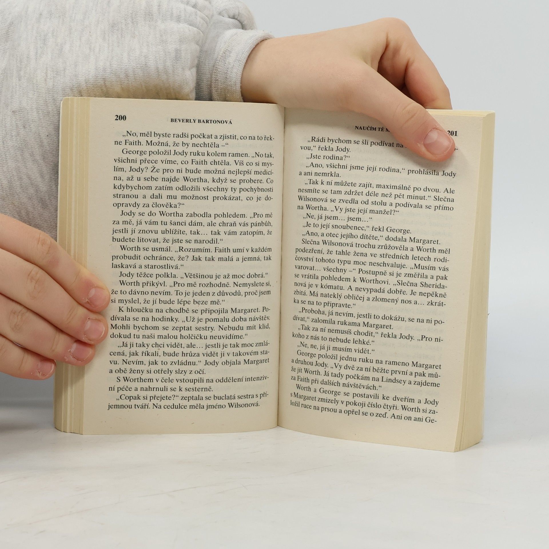 Beverly Barton Kouzlo bílých Vánoc: Nejkrásnější dárek / Naučím Tě milovat / Kráska v domě