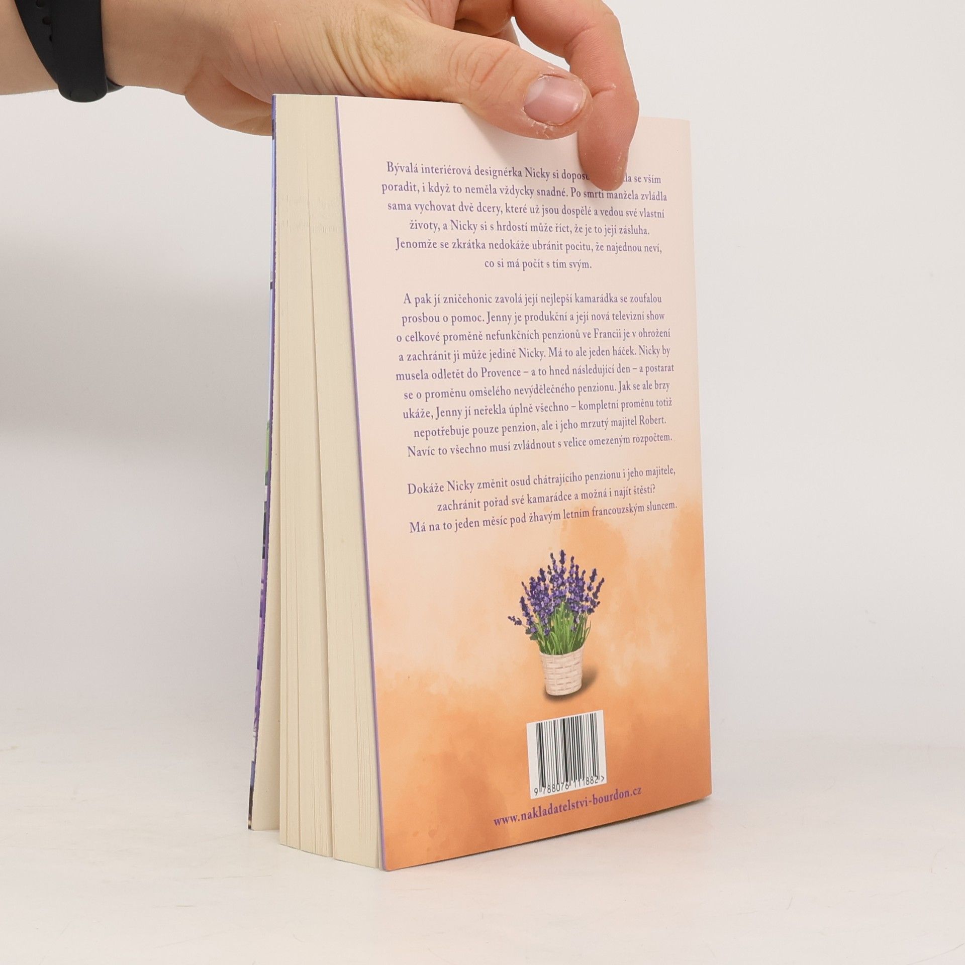 Gillian Harvey Měsíc v Provence