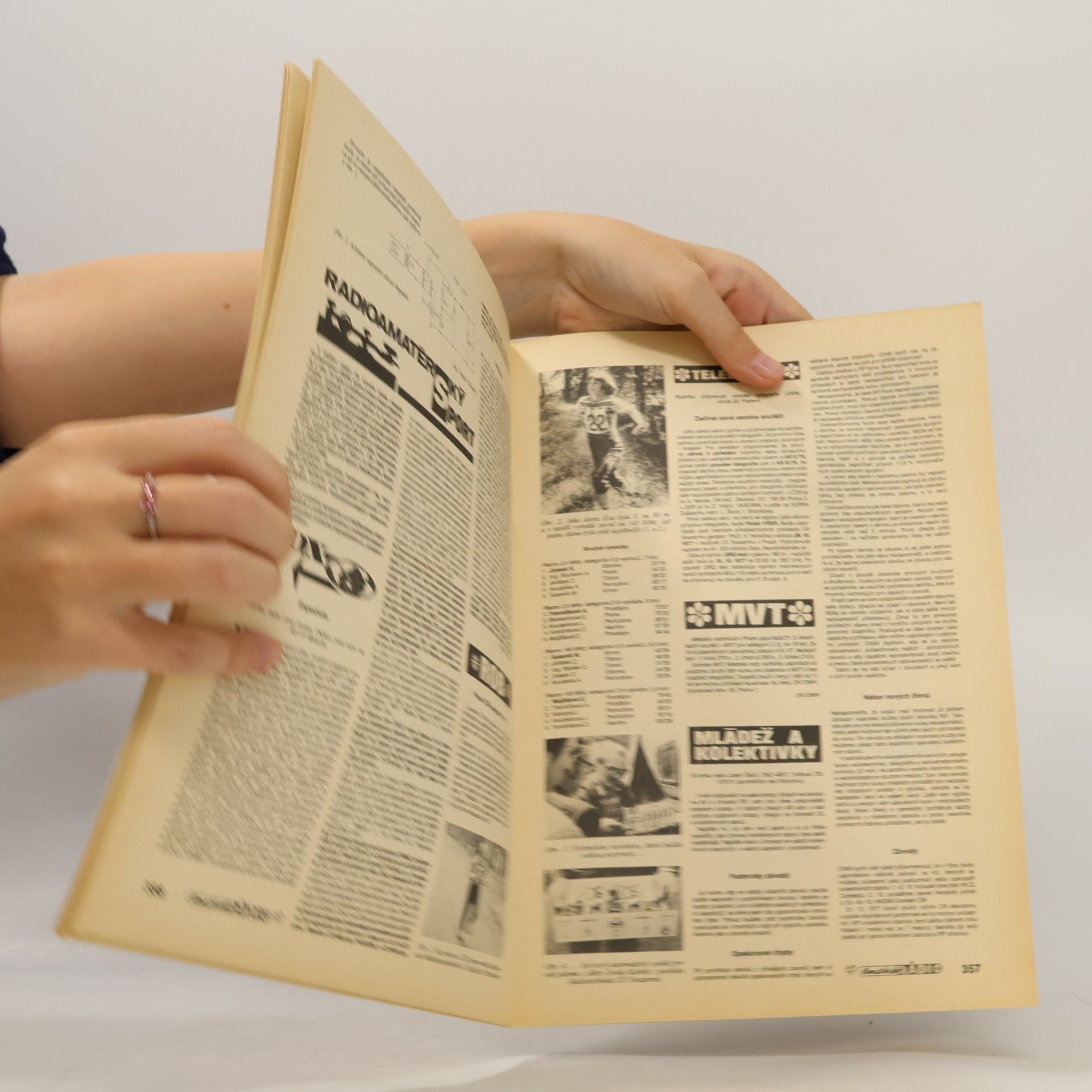 Kolektiv autorů Amatérské rádio 9/1977