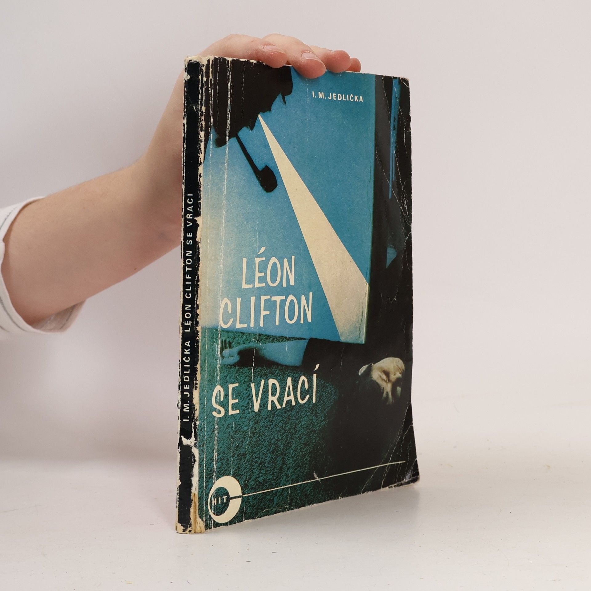 Alfons Bohumil Šťastný Léon Clifton se vrací