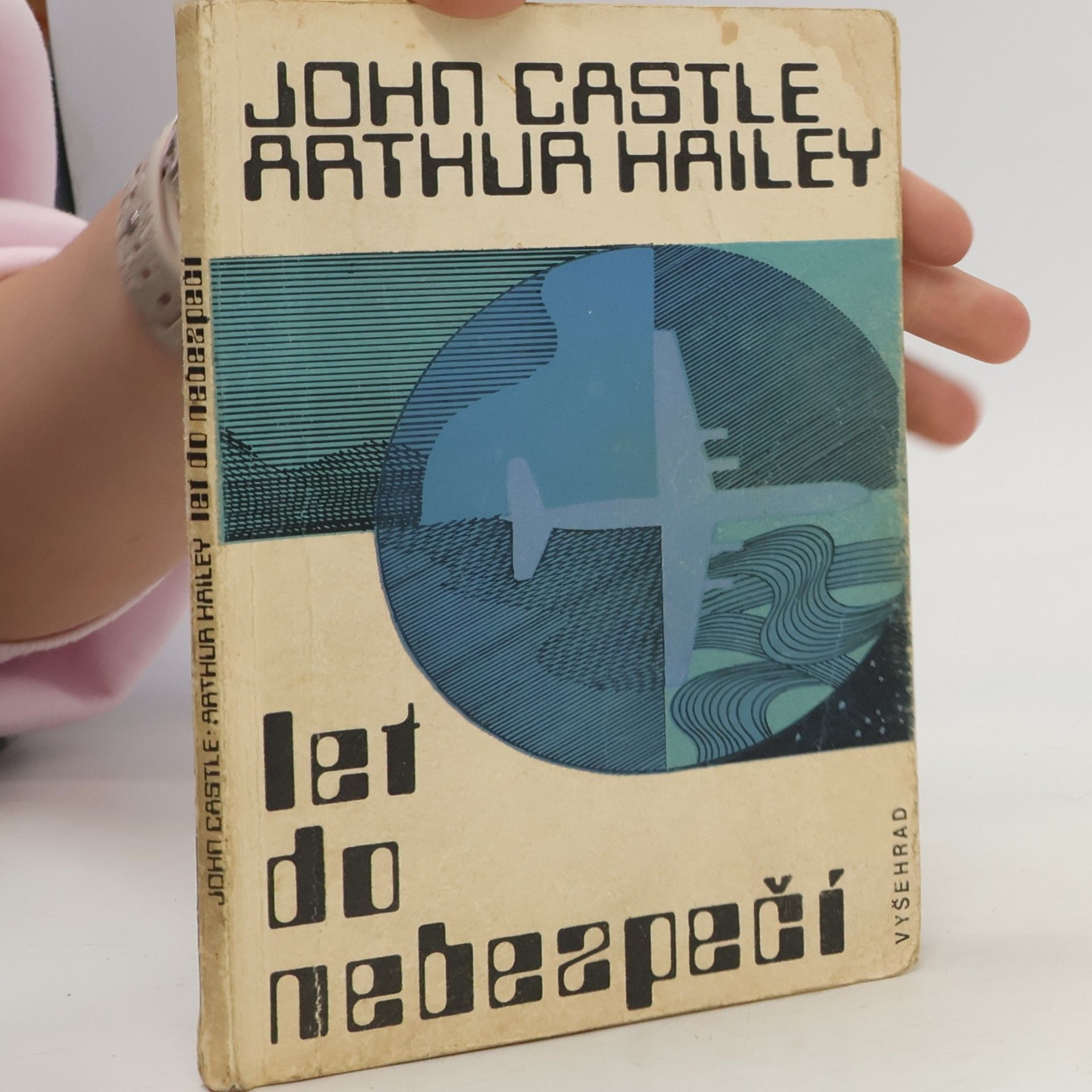 John Castle Let do nebezpečí