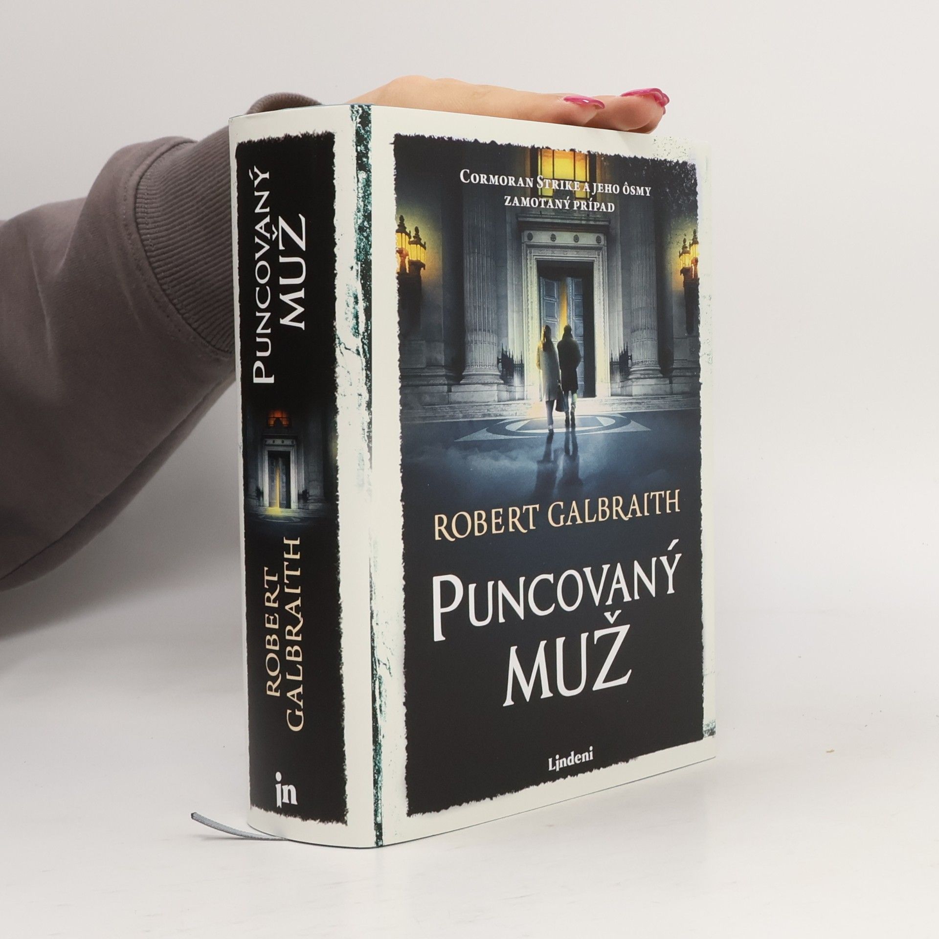 Puncovaný muž