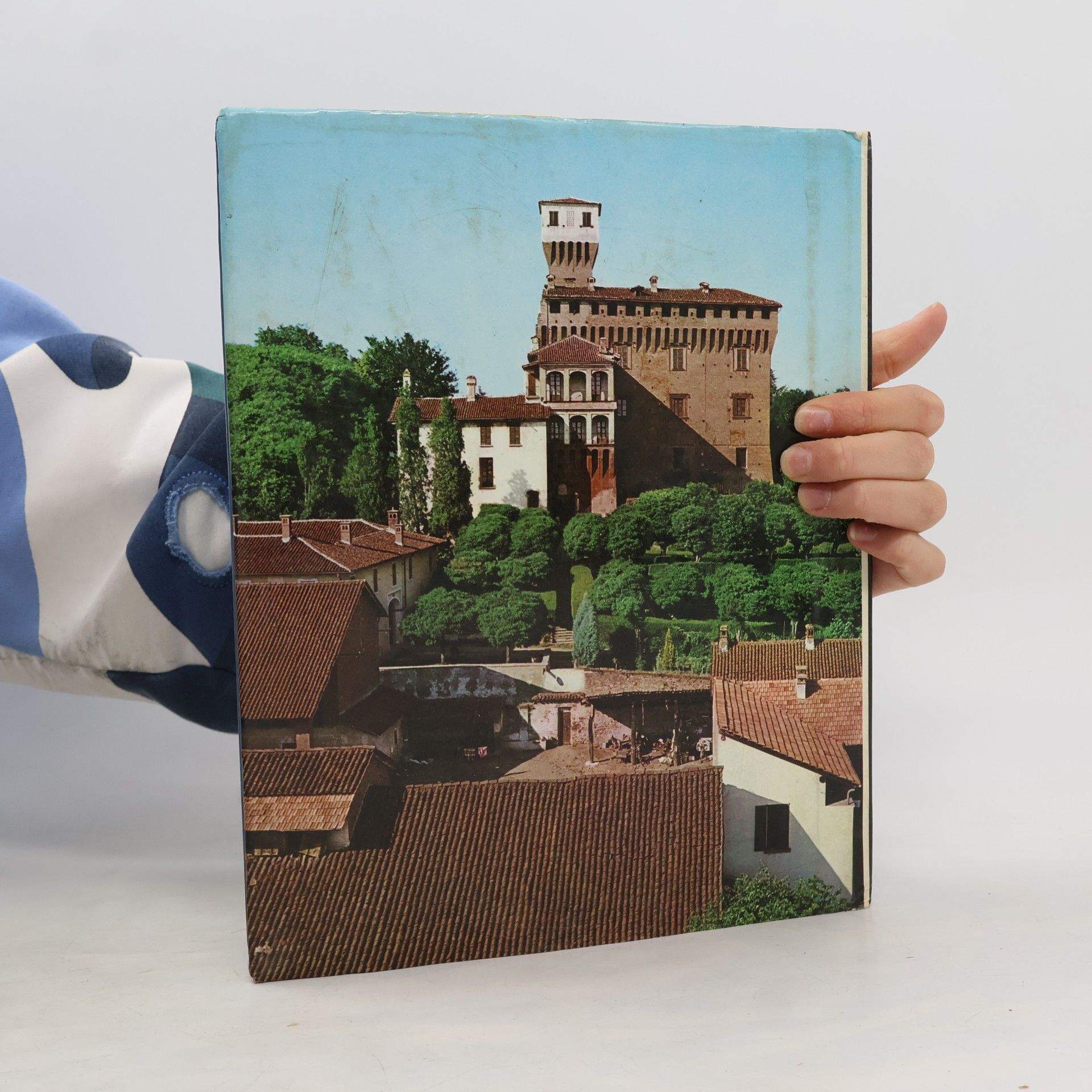 Toni Nicolini Chateaux Piémontais. Piedmont Castles. Burgen und Schlosser in Piemont