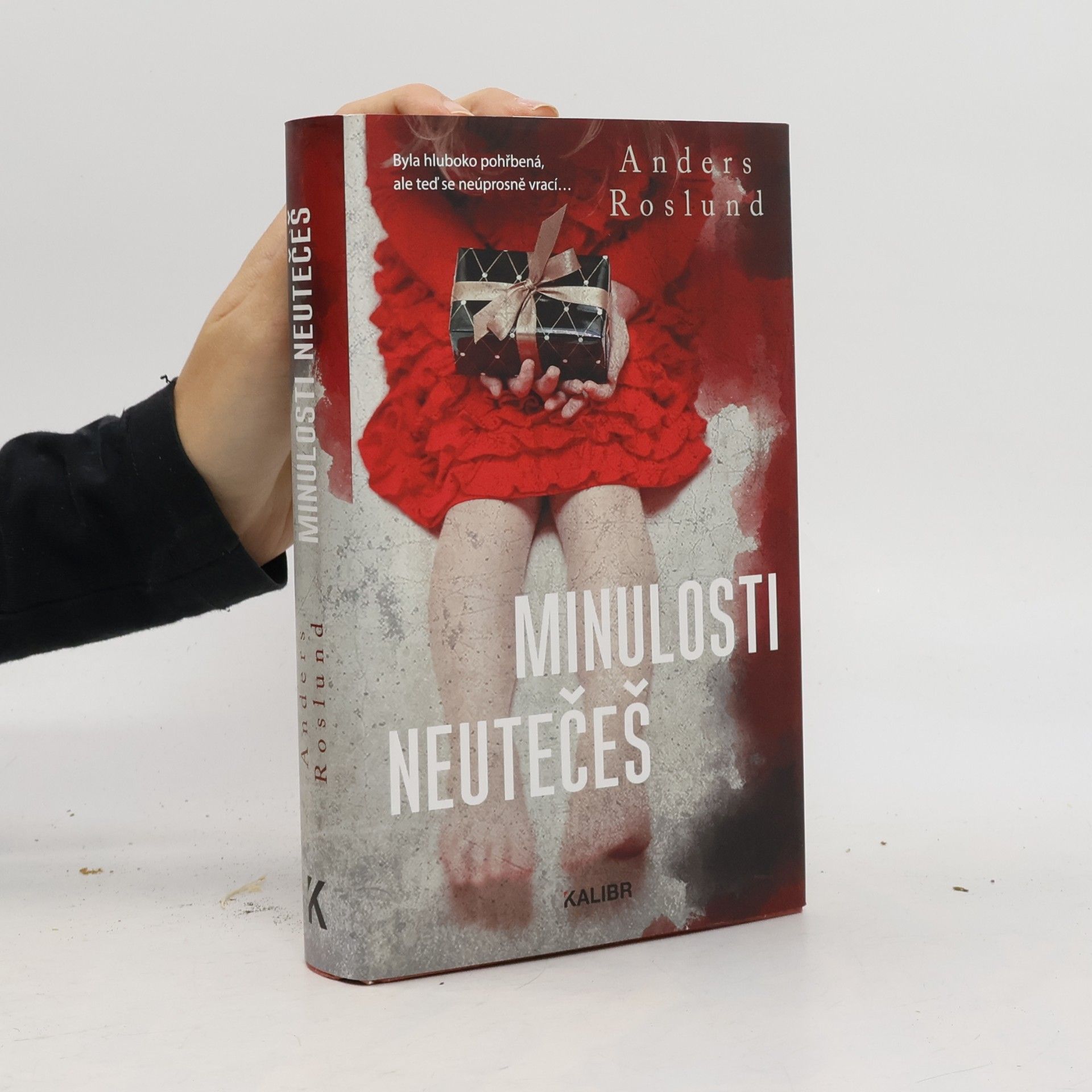 Anders Roslund Minulosti neutečeš