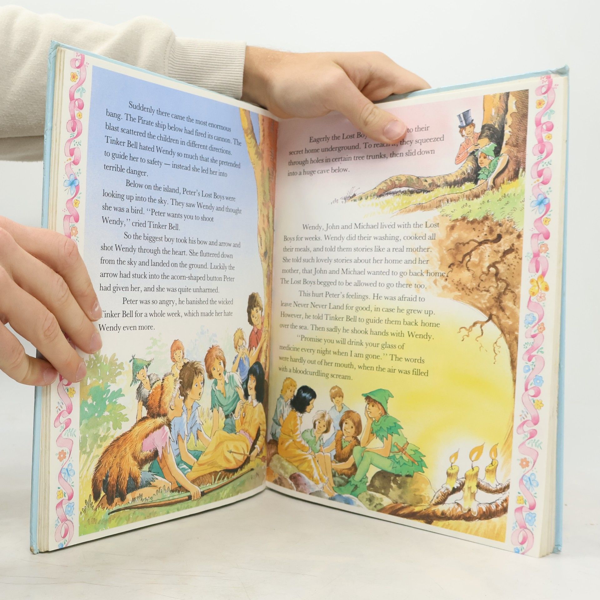 Ann McKie A Treasury of Favourite Tales