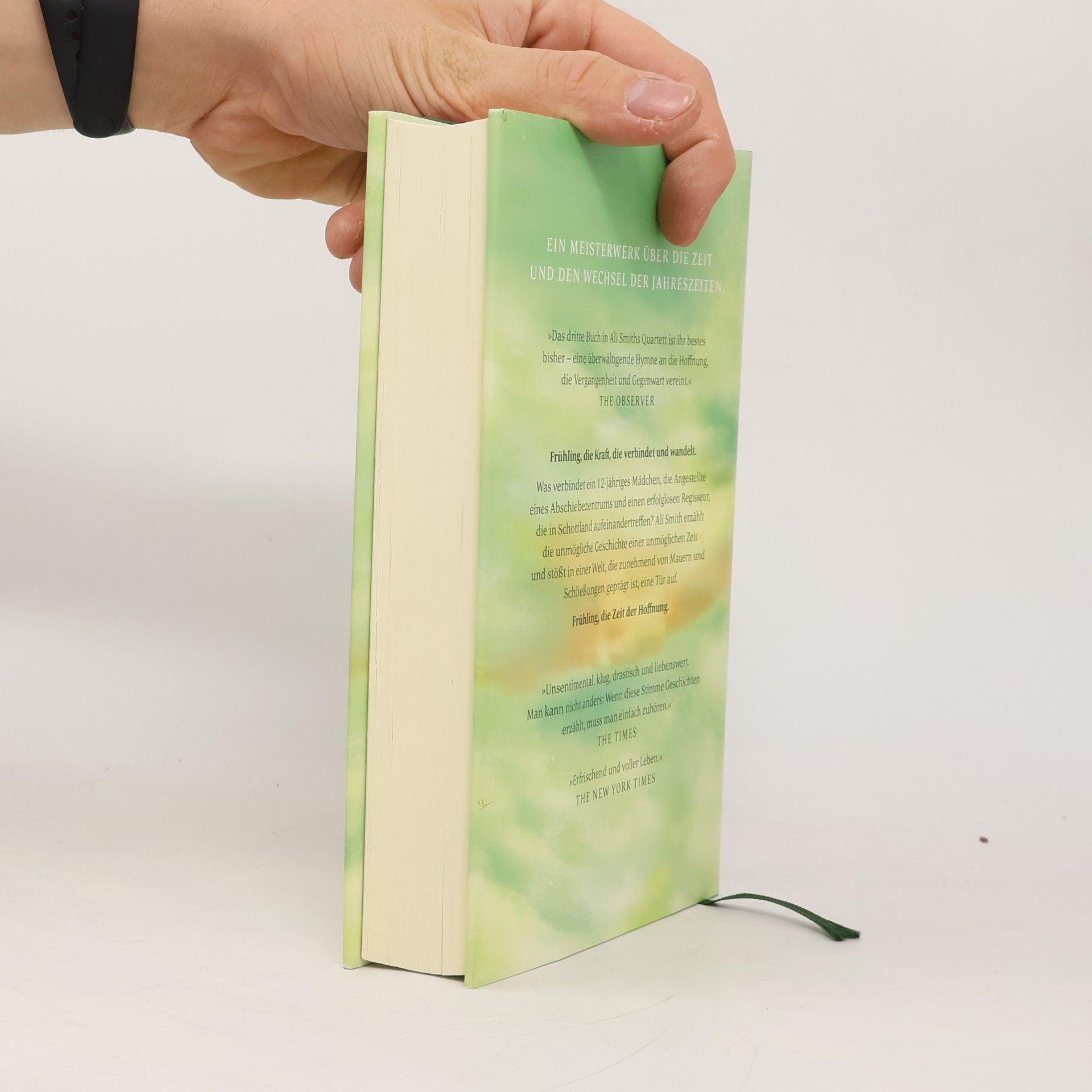 Ali Smith Frühling