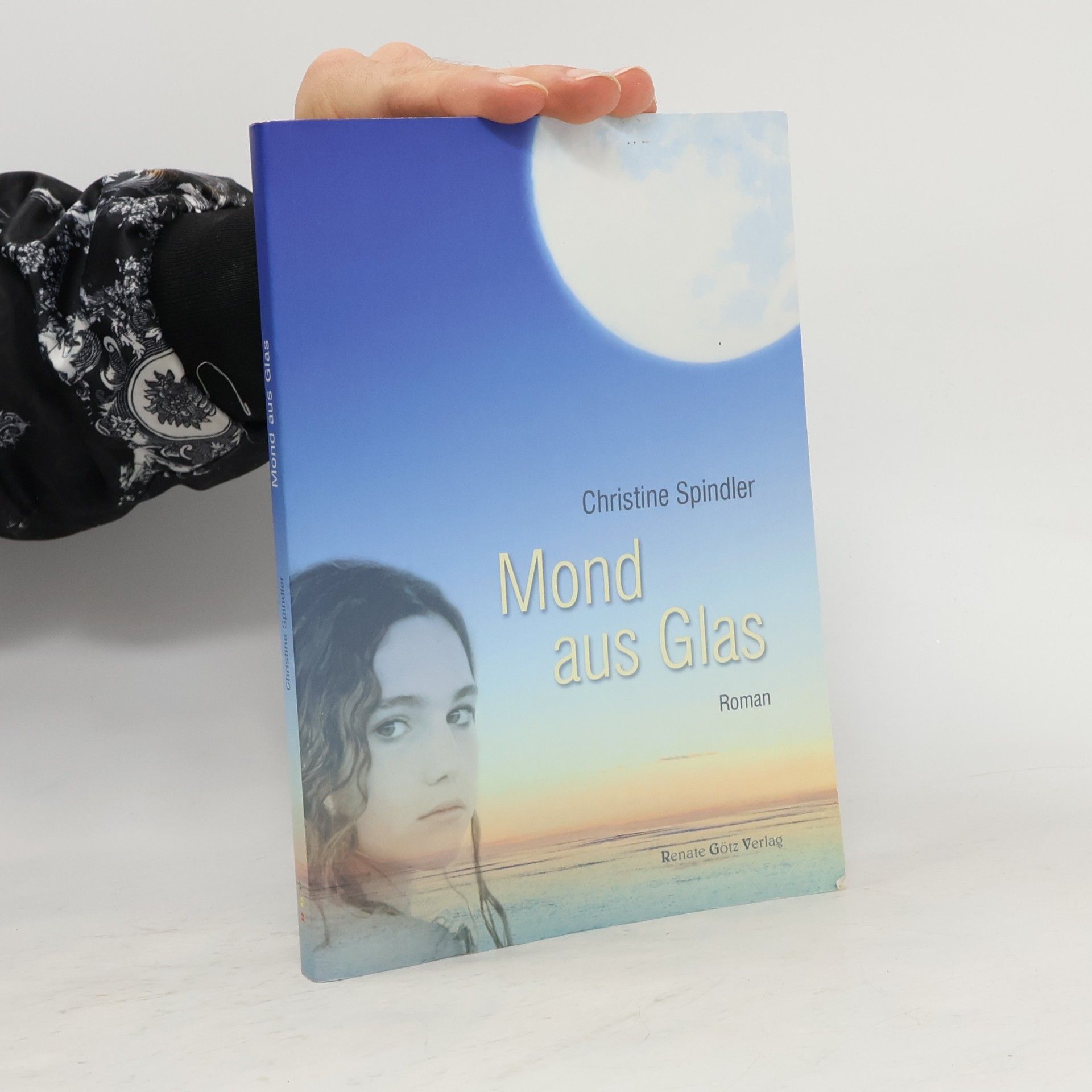 Mond aus Glas