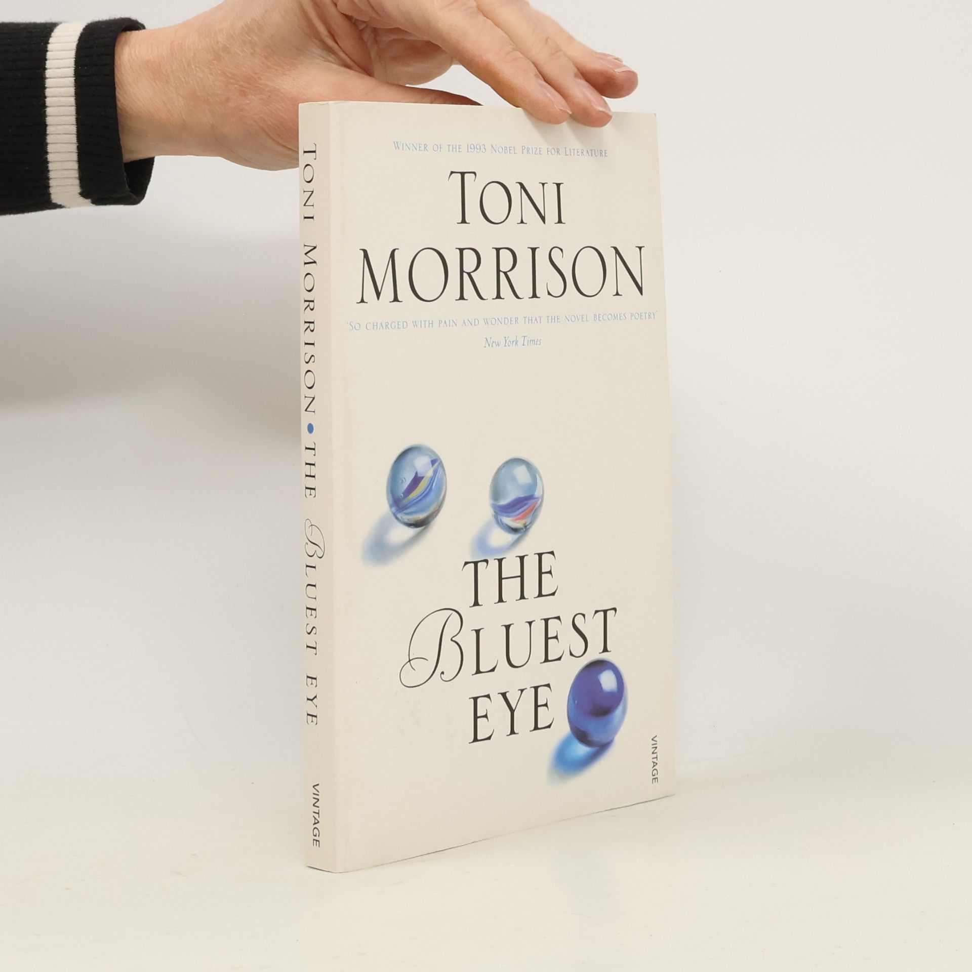 Toni Morrison The bluest eye