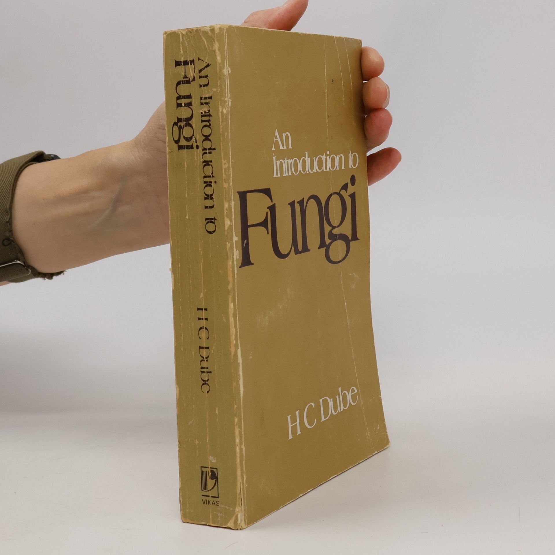 An Introduction to Fungi