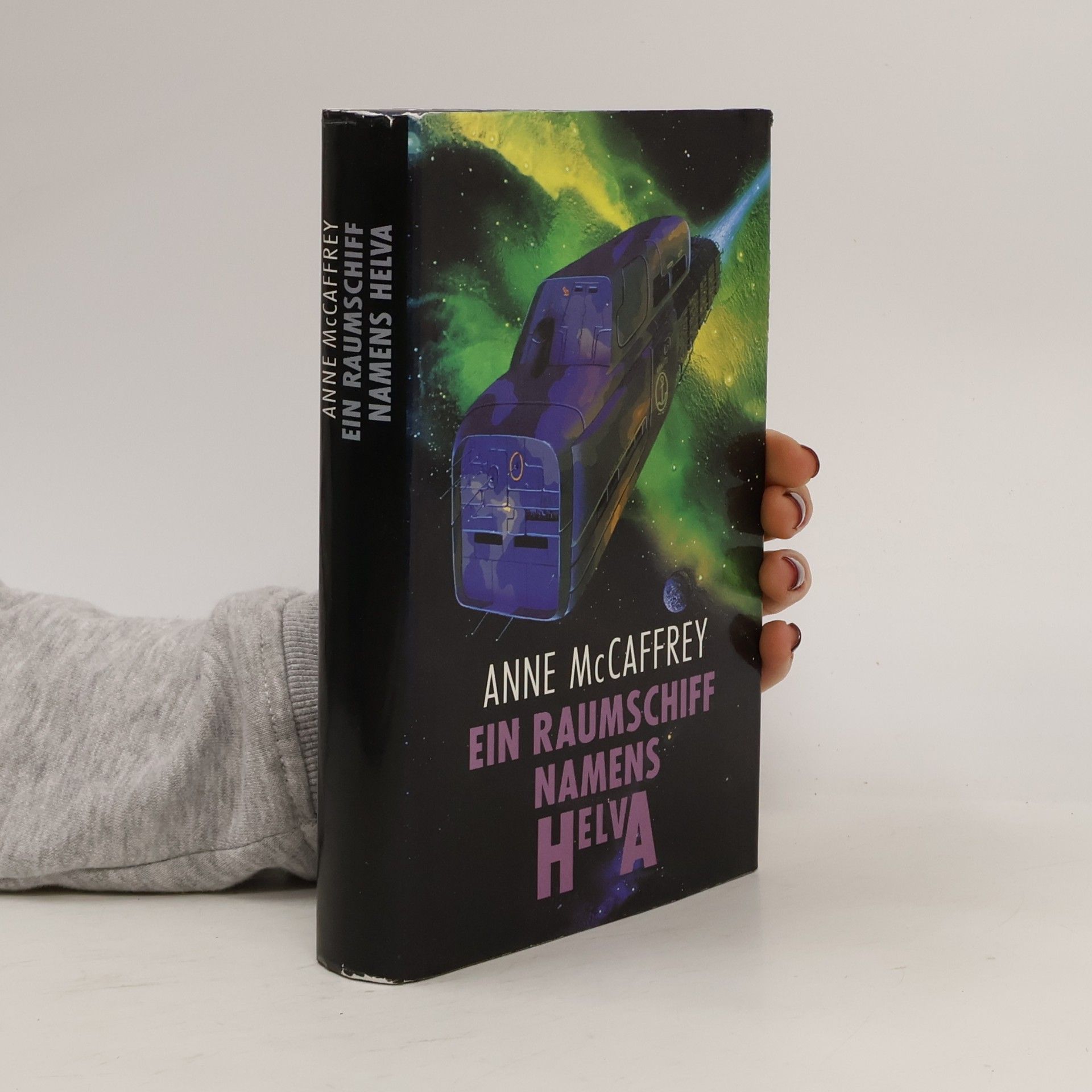 Anne McCaffrey Ein Raumschiff namens Helva