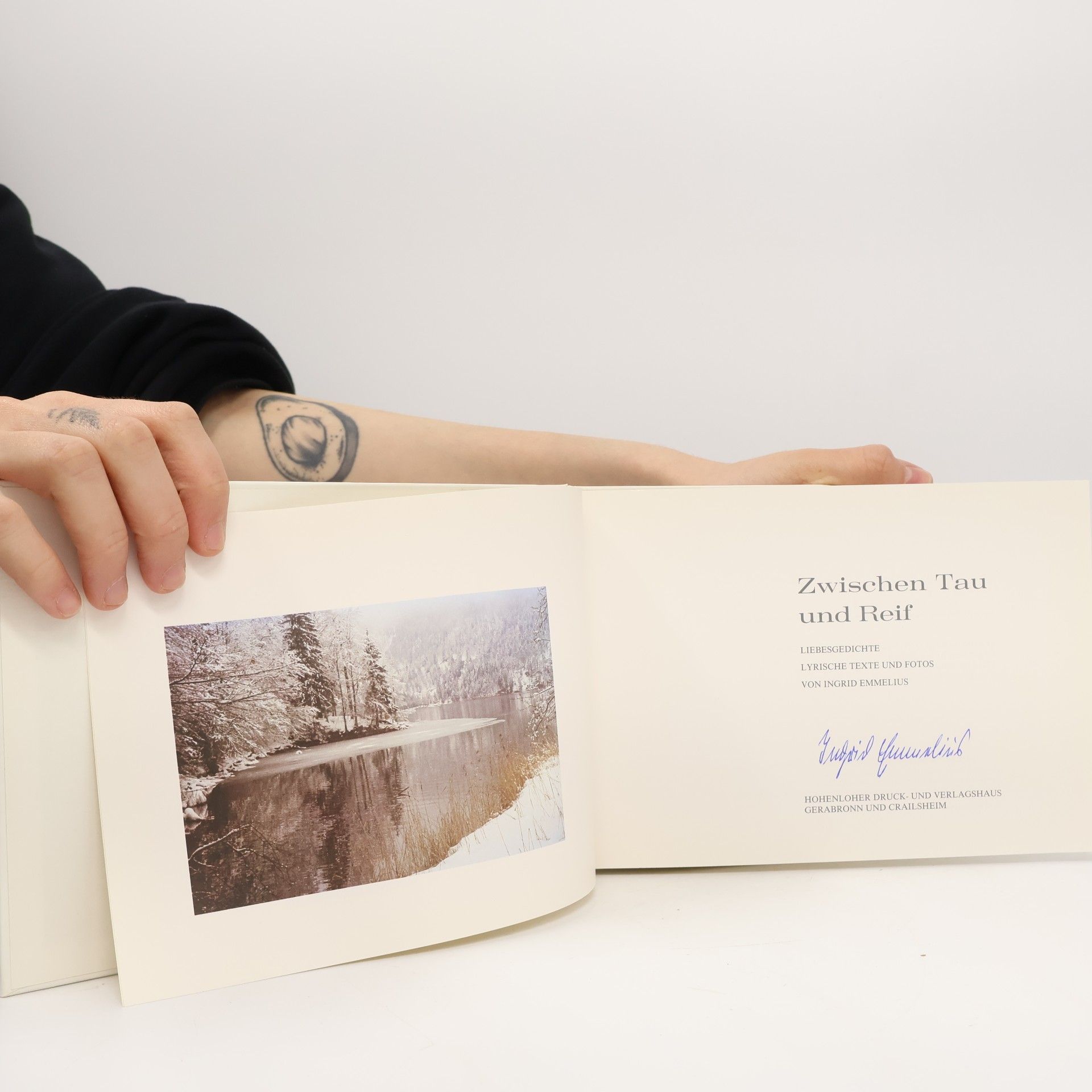 Ingrid Emmelius Zwischen Tau und Reif
