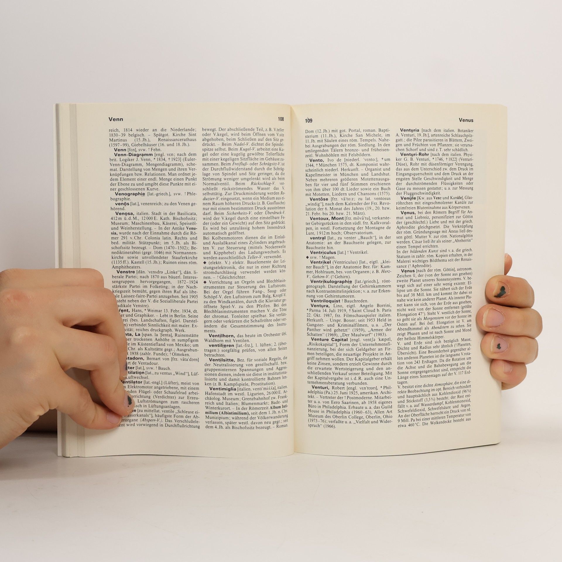 Autorenkollektiv Meyers grosses Taschenlexikon : in 24 Bänden. Bd. 23., Unga-Wat