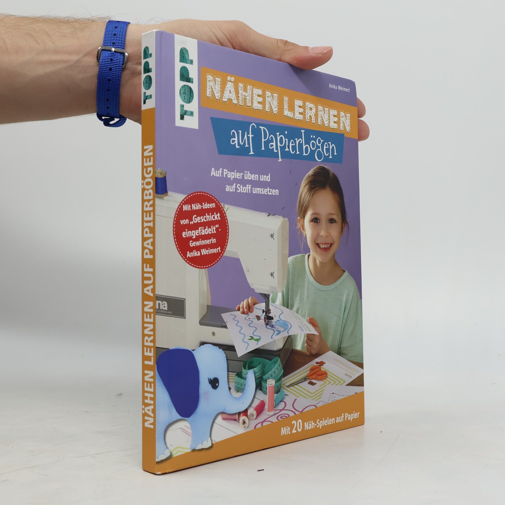 Nähen lernen auf Papierbögen