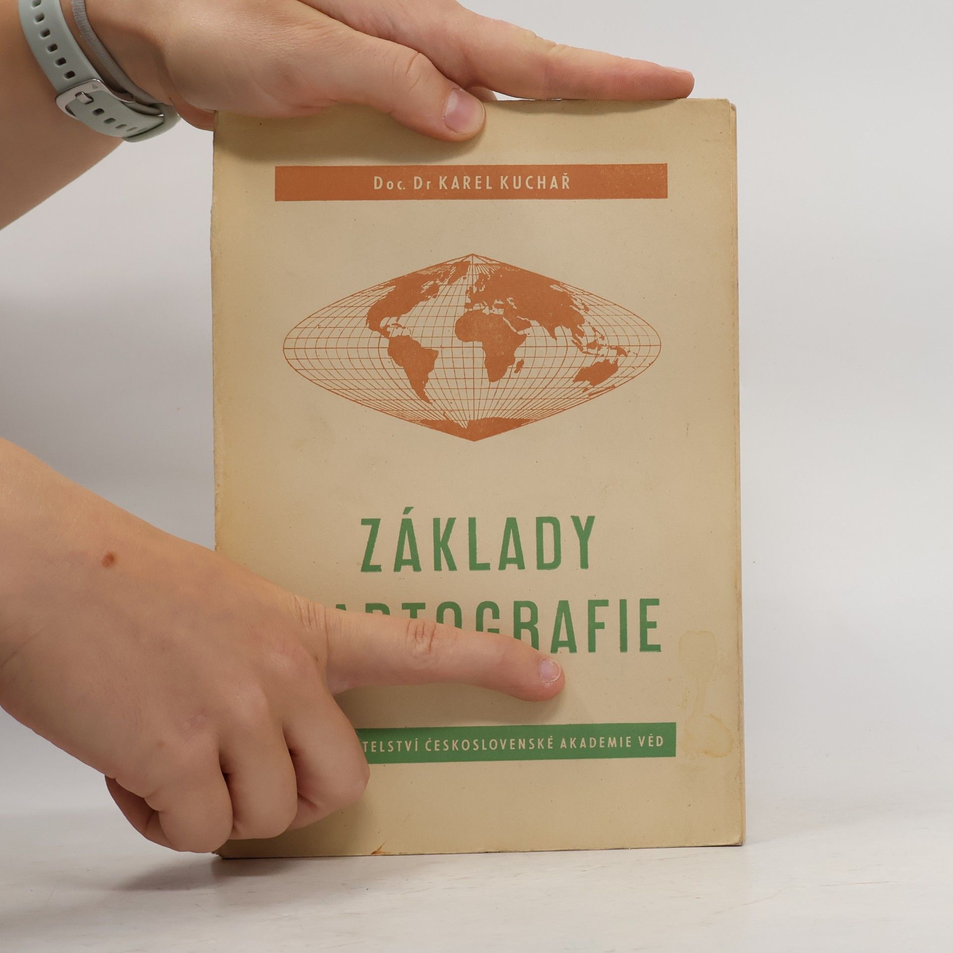 Karel Kuchař Základy kartografie