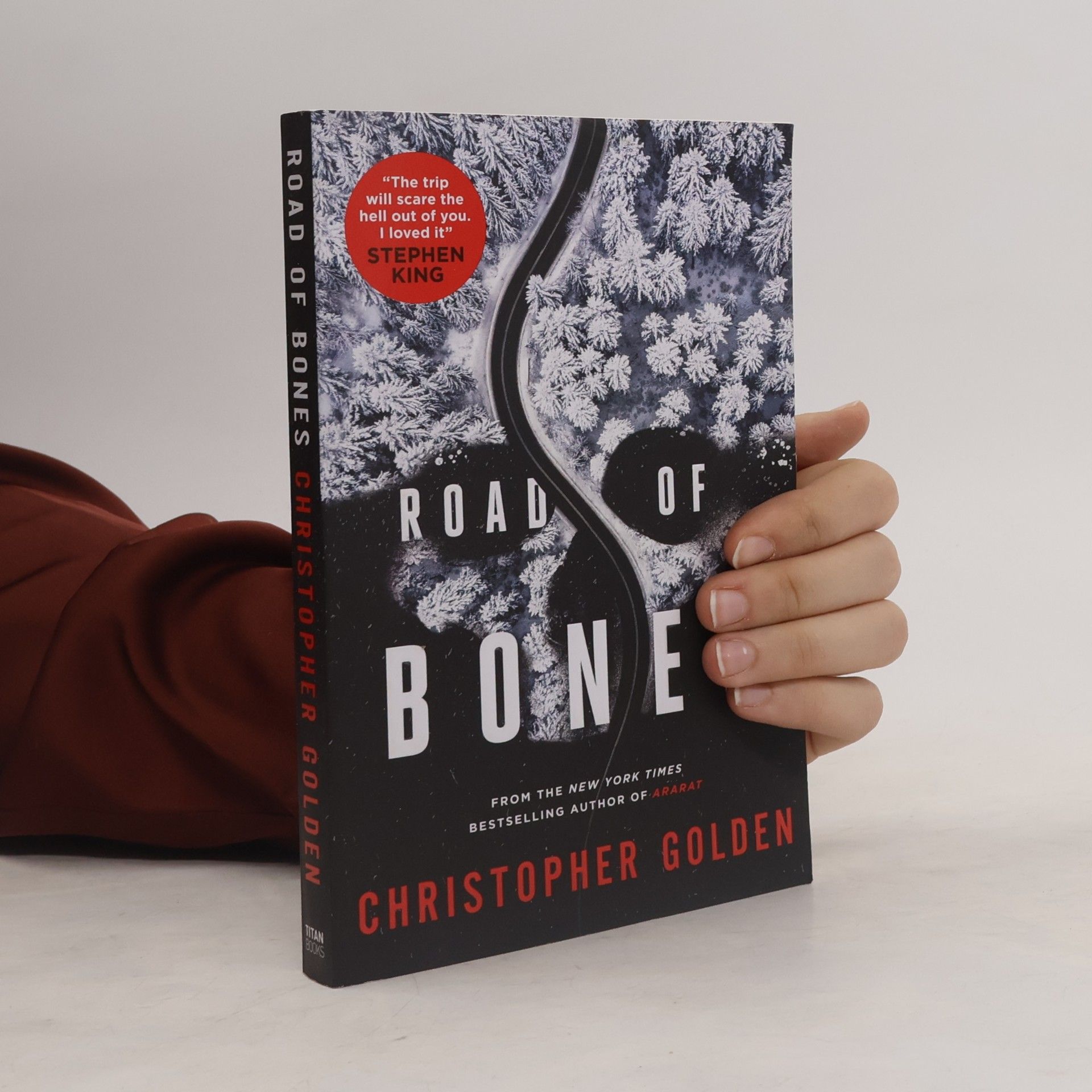 Christopher Golden Road of Bones