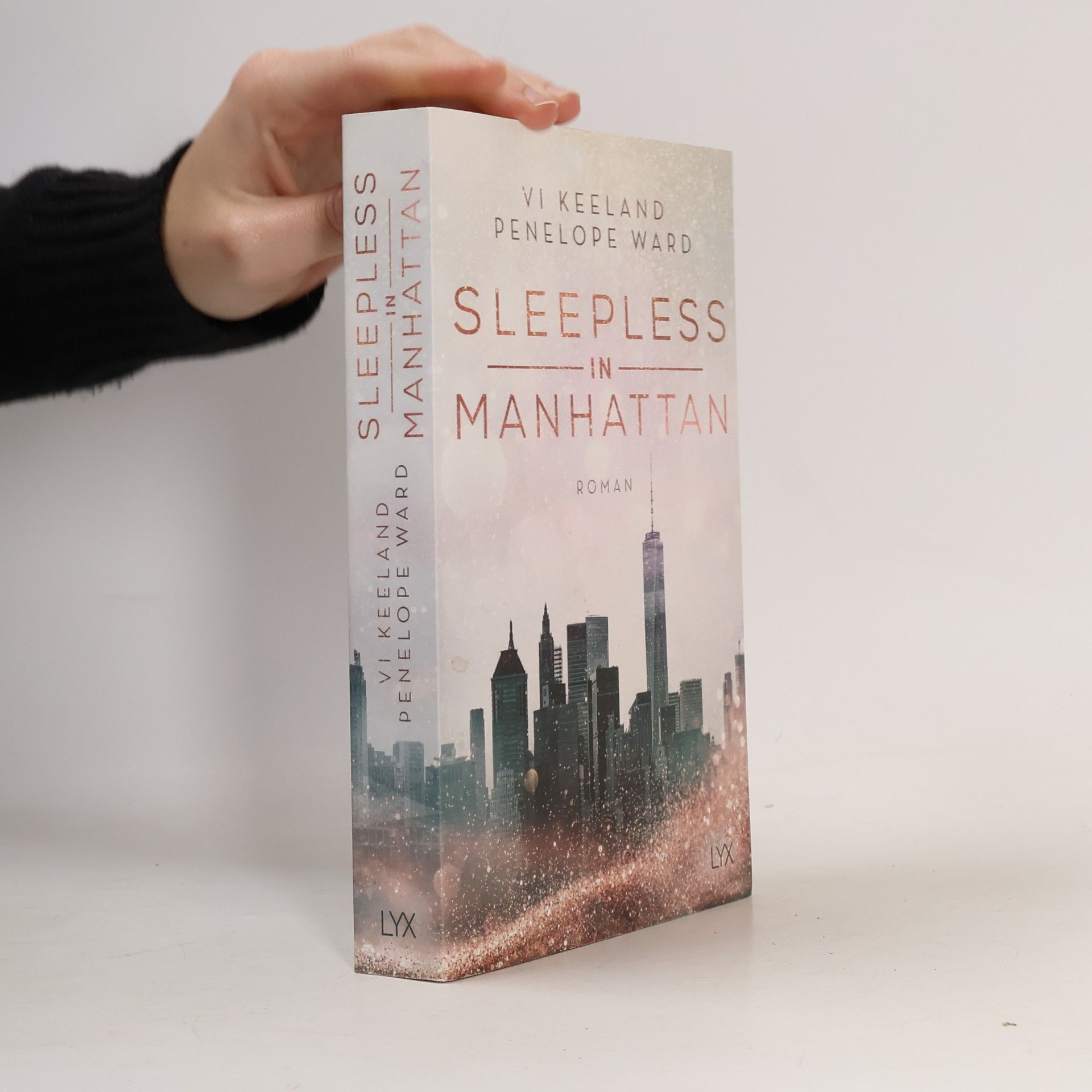 Vi Keeland Sleepless in Manhattan