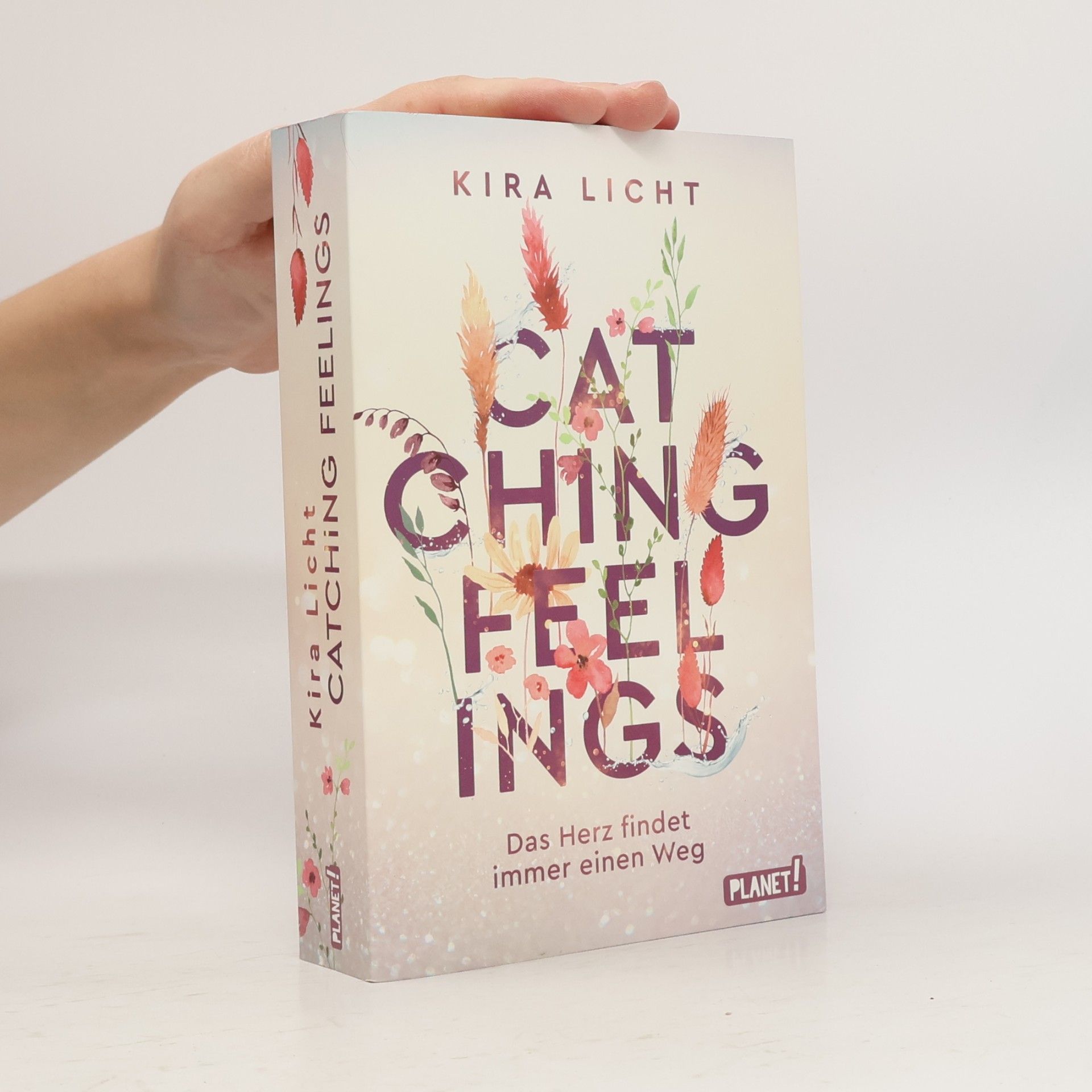 Kira Licht Catching Feelings