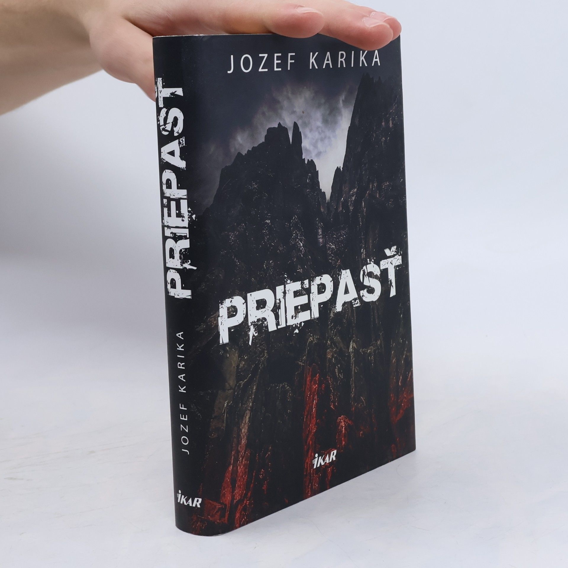 Jozef Karika Priepasť