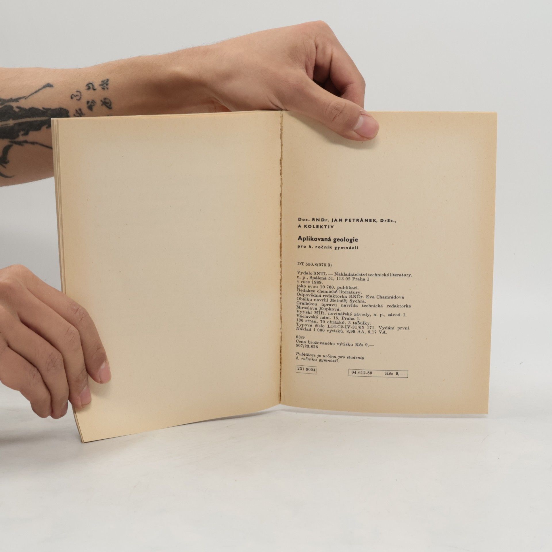 Jan Petránek Aplikovaná geologie pro 4. ročník gymnázií