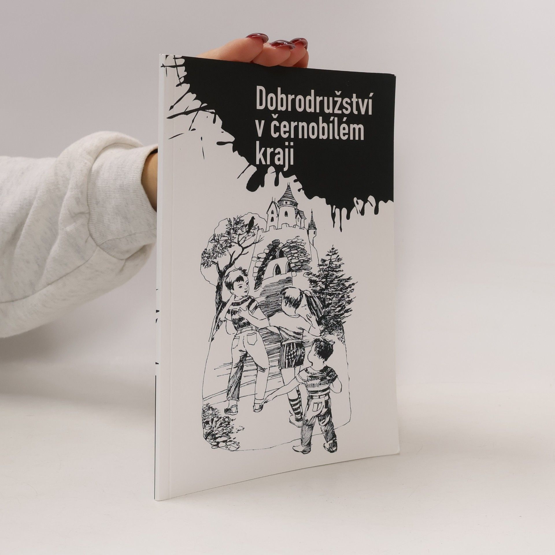 Dobrodružství v černobílém kraji