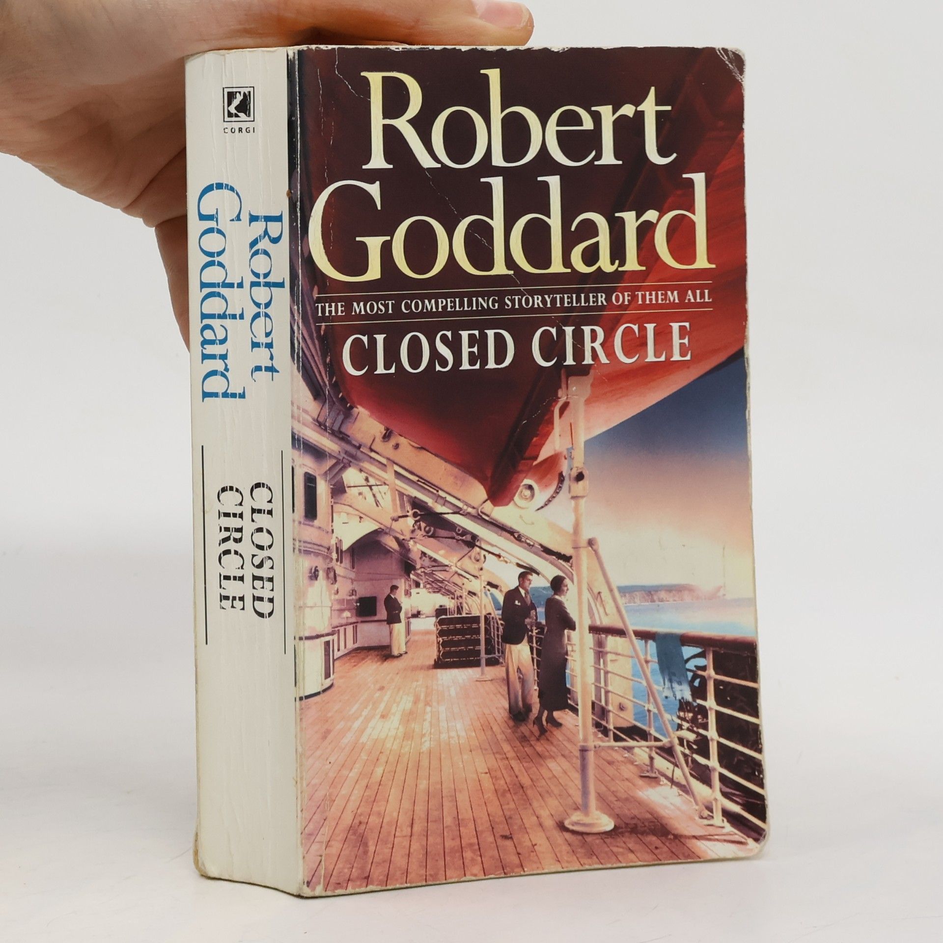 Closed Circle