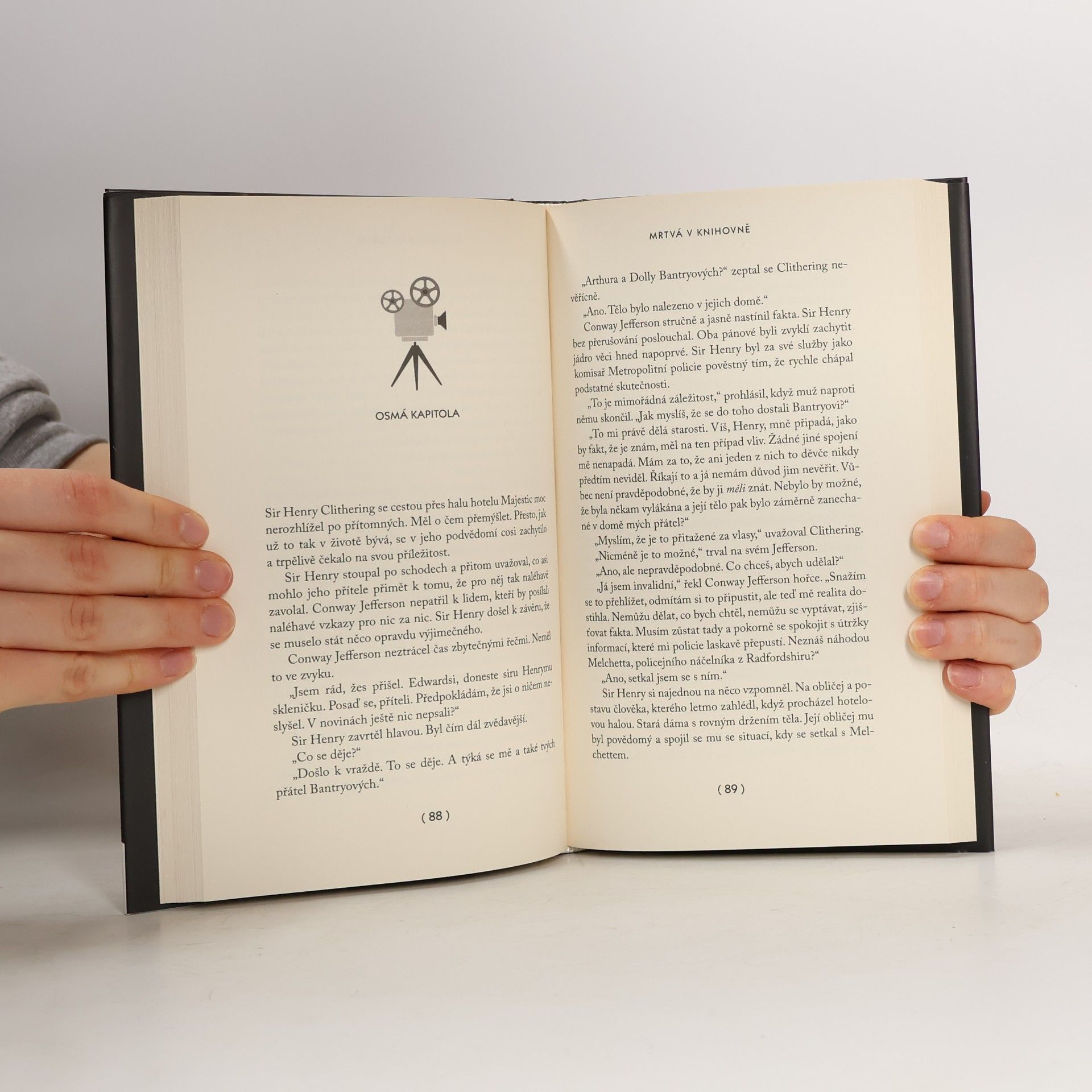 Agatha Christie Mrtvá v knihovně
