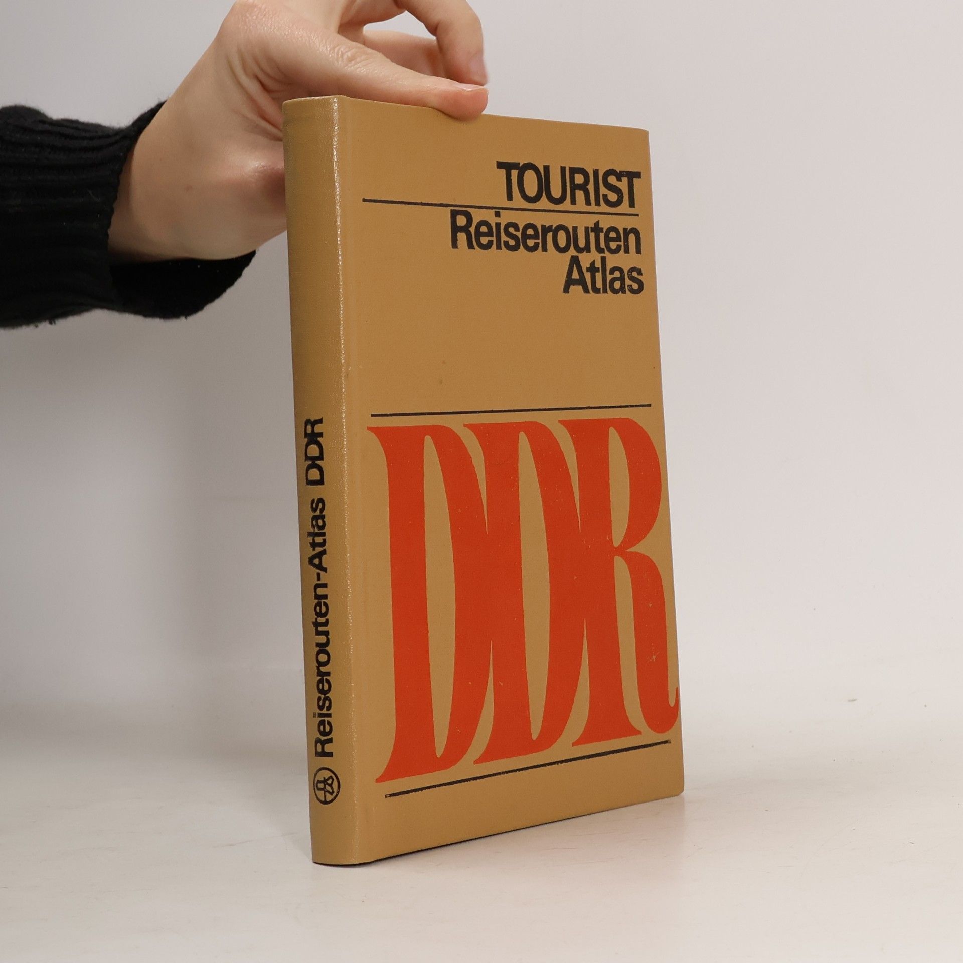 Various authors Reiserouten Atlas DDR