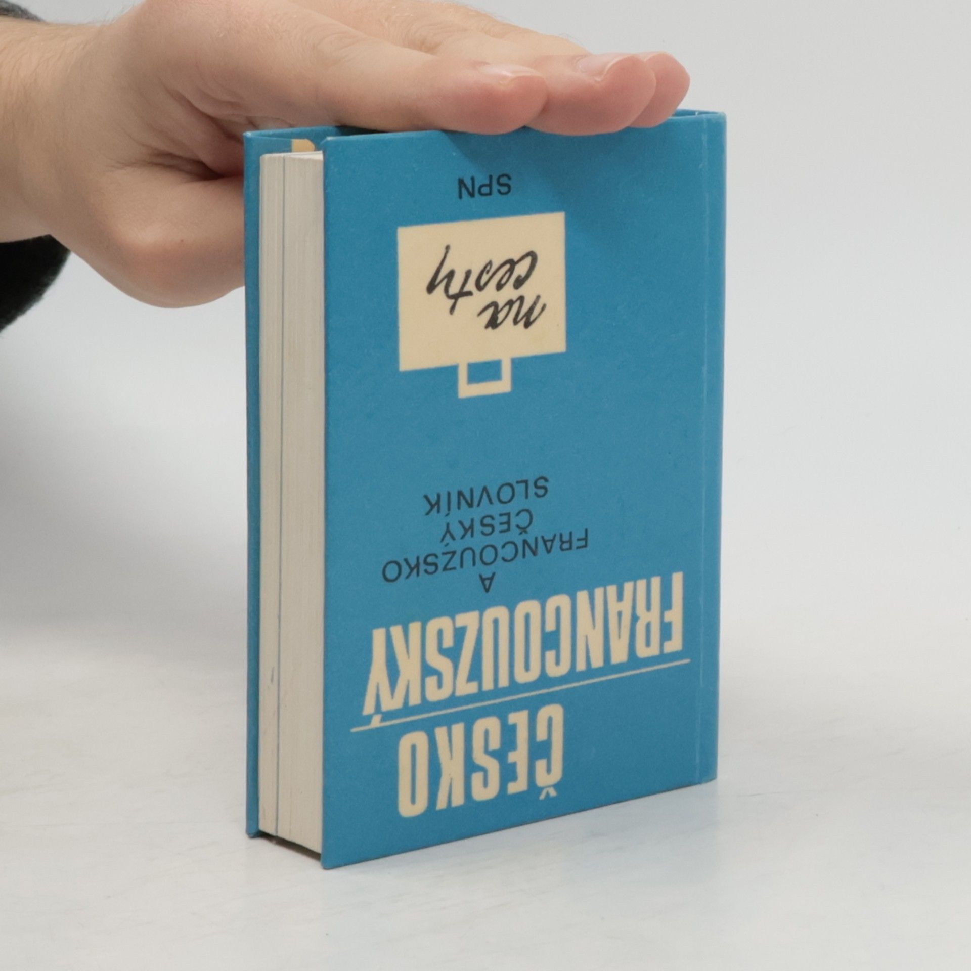 Věra Čapková Francouzsko-český a česko-francouzský slovník