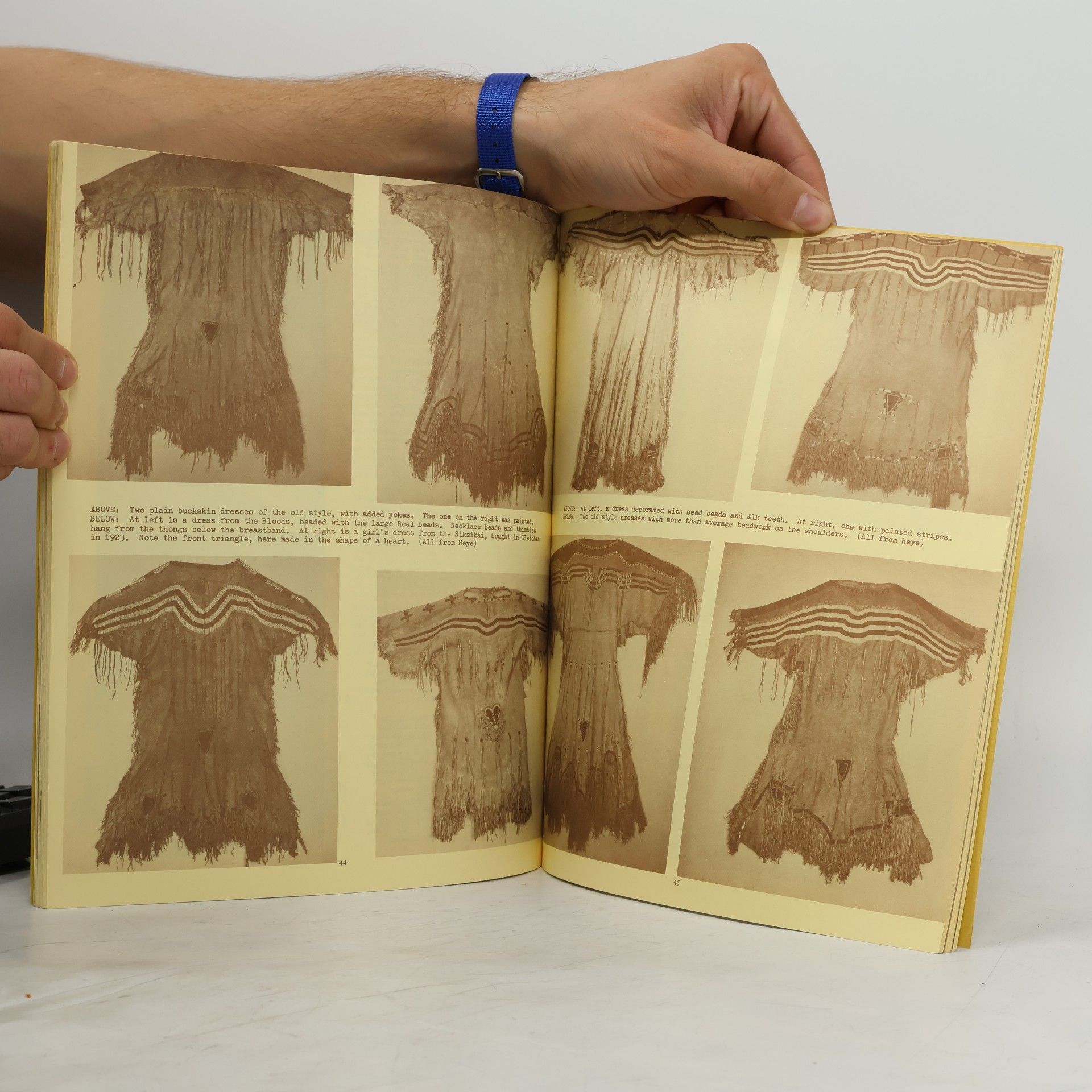 John C. Ewers BLACKFOOT CRAFTWORKER'S BOOK