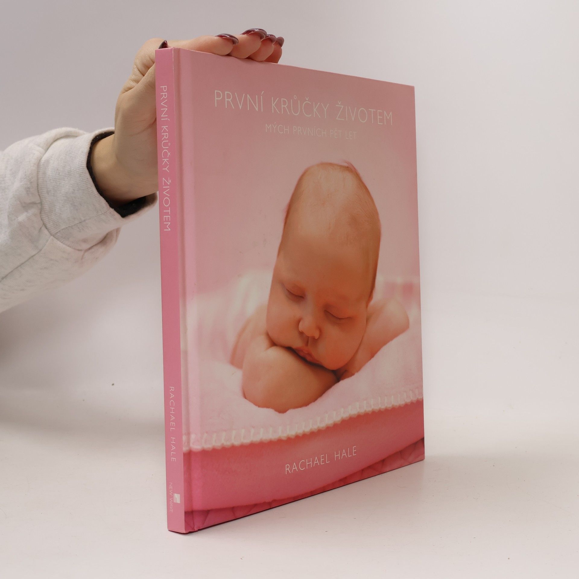 První krůčky životem (příloha - měřítko výšky, viz foto)