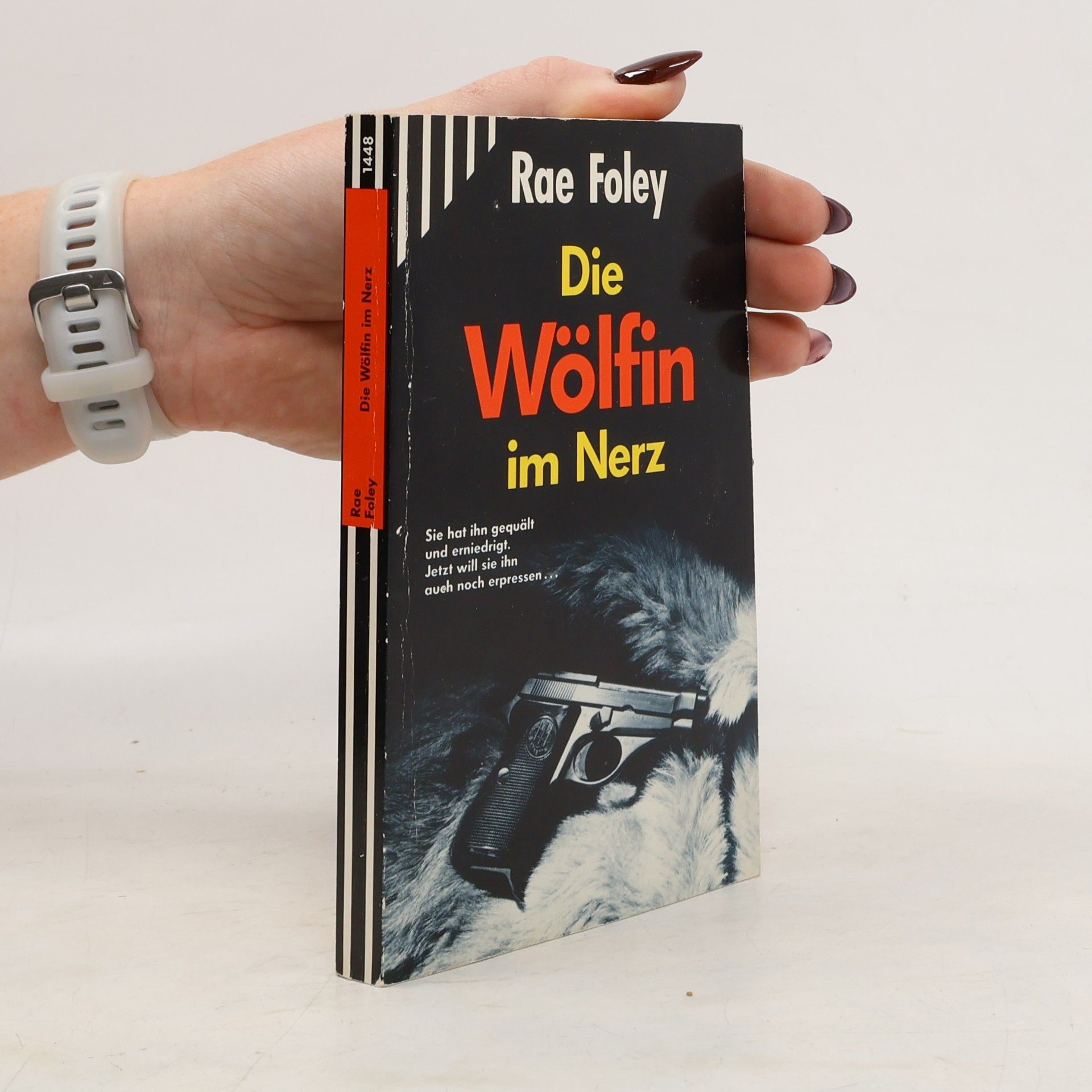 Die Wölfin im Nerz